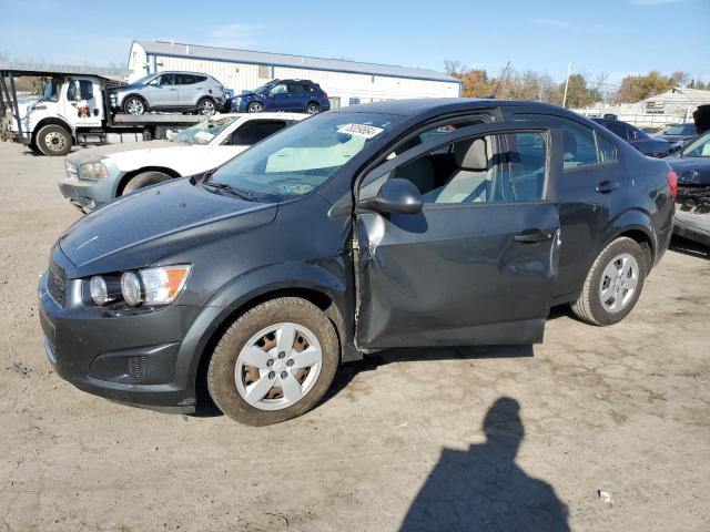 chevrolet sonic ls 2014 1g1ja5sg8e4145384