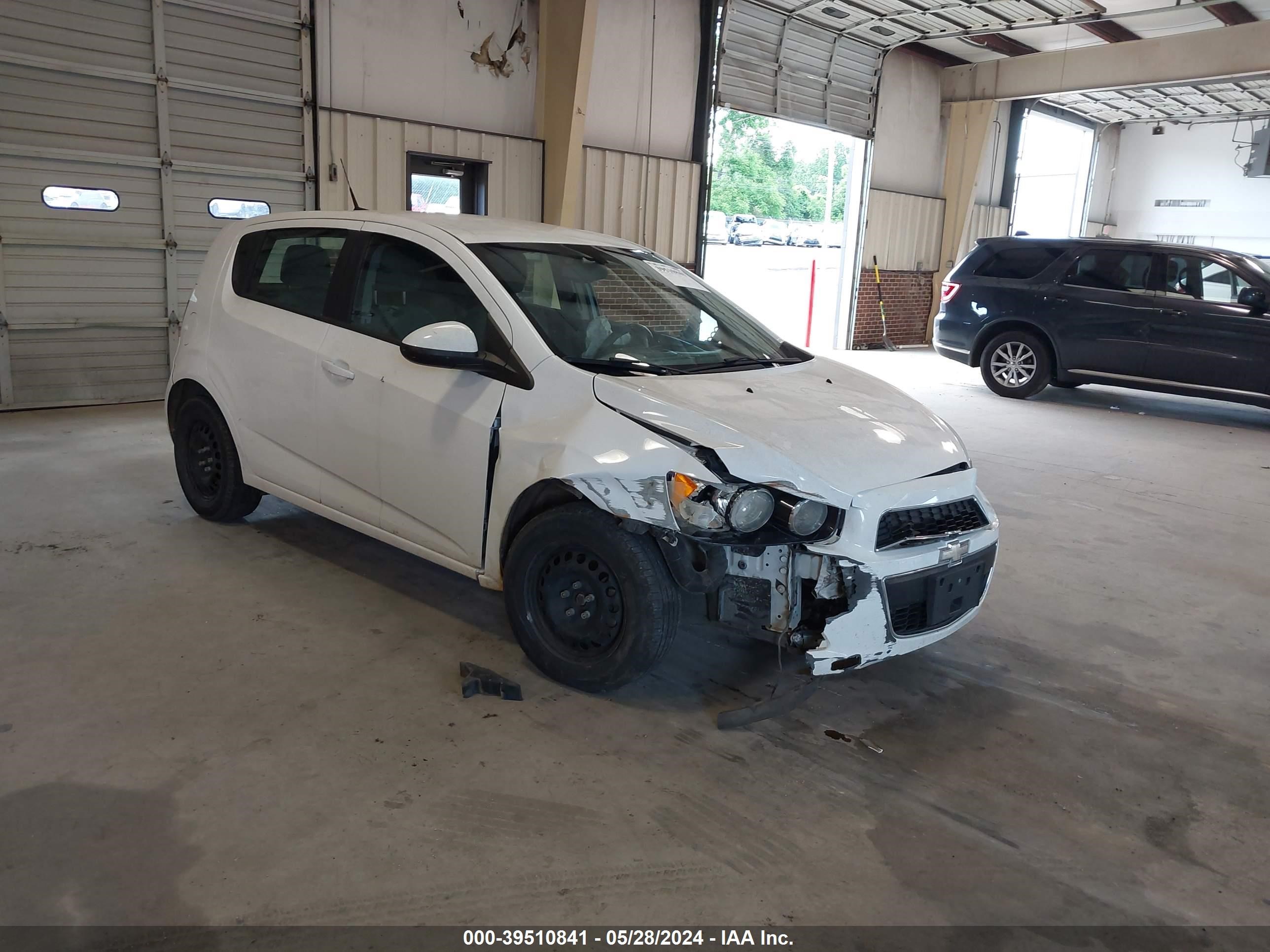 chevrolet sonic 2014 1g1ja6sh8e4126820