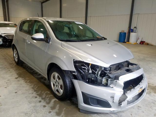 chevrolet sonic ls 2016 1g1ja6shxg4120617