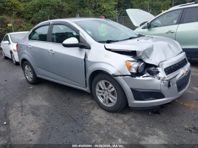 chevrolet sonic 2015 1g1jc5sh2f4123062