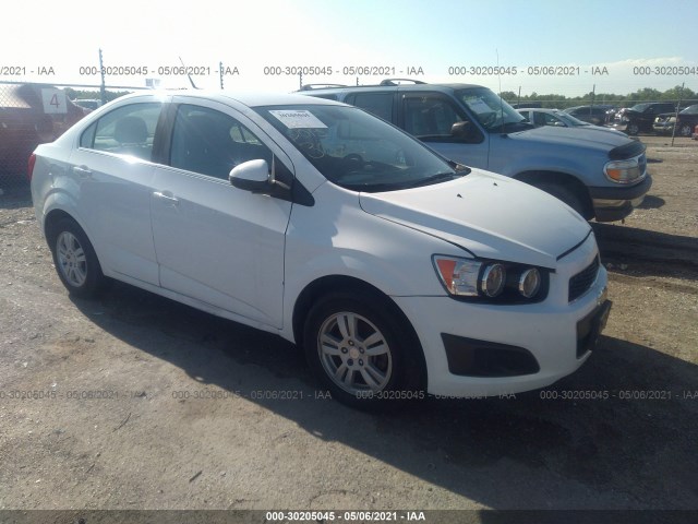 chevrolet sonic 2013 1g1jc5sh4d4177556