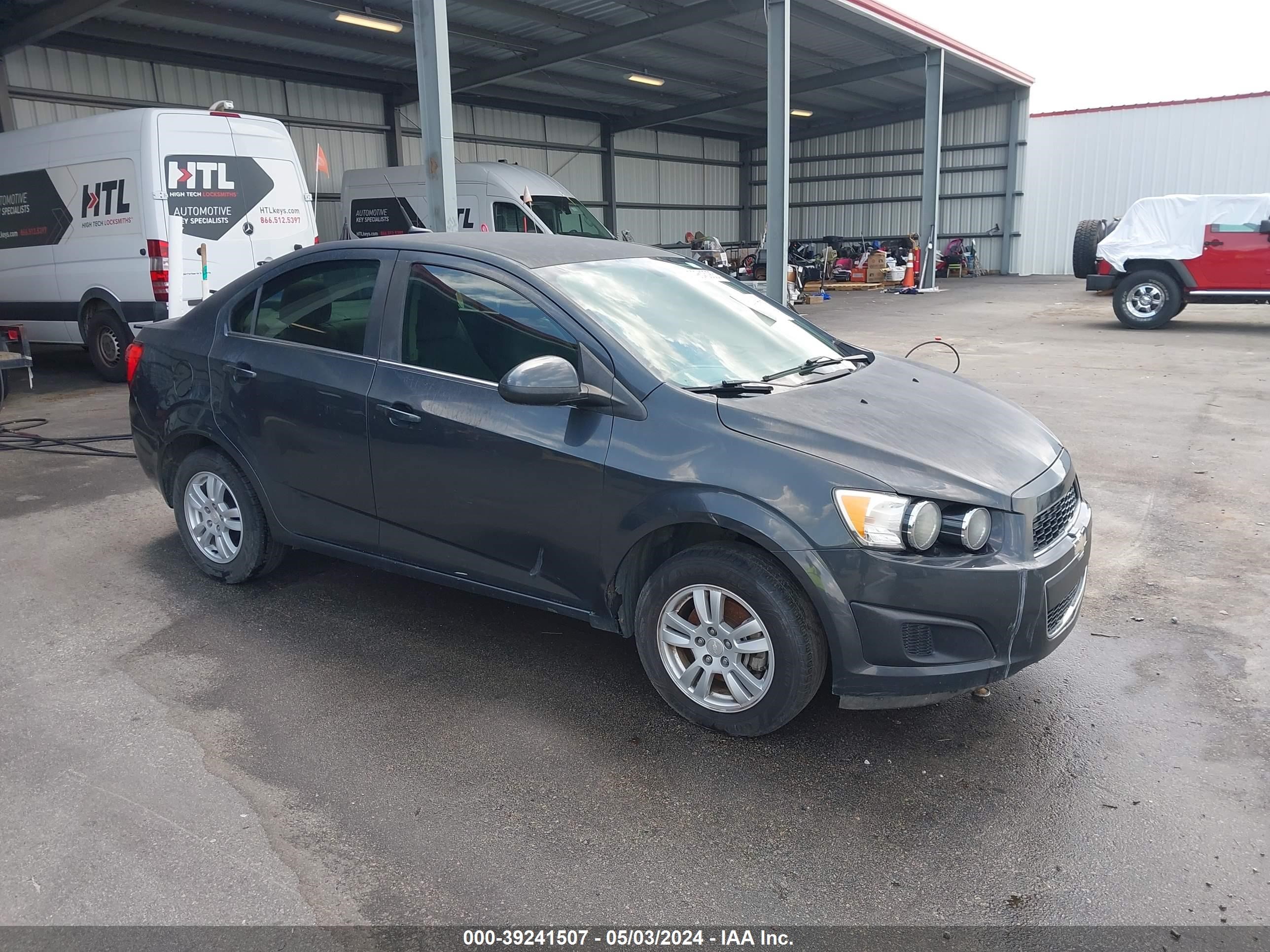 chevrolet sonic 2014 1g1jc5sh5e4159245