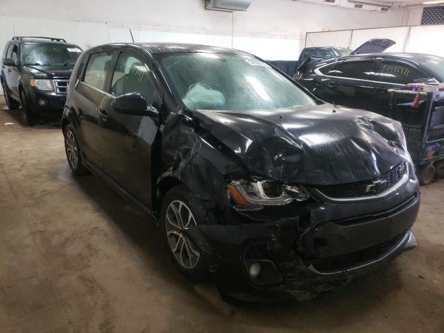 chevrolet sonic lt 2019 1g1jd6sb4k4107681