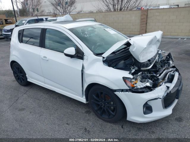 chevrolet sonic 2018 1g1jd6sb5j4104755