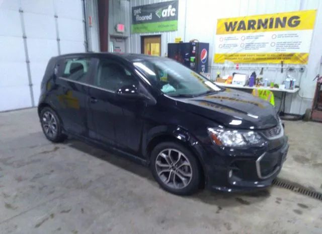 chevrolet sonic 2018 1g1jd6sh0j4104960