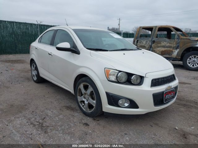 chevrolet sonic 2015 1g1je5sb2f4106932