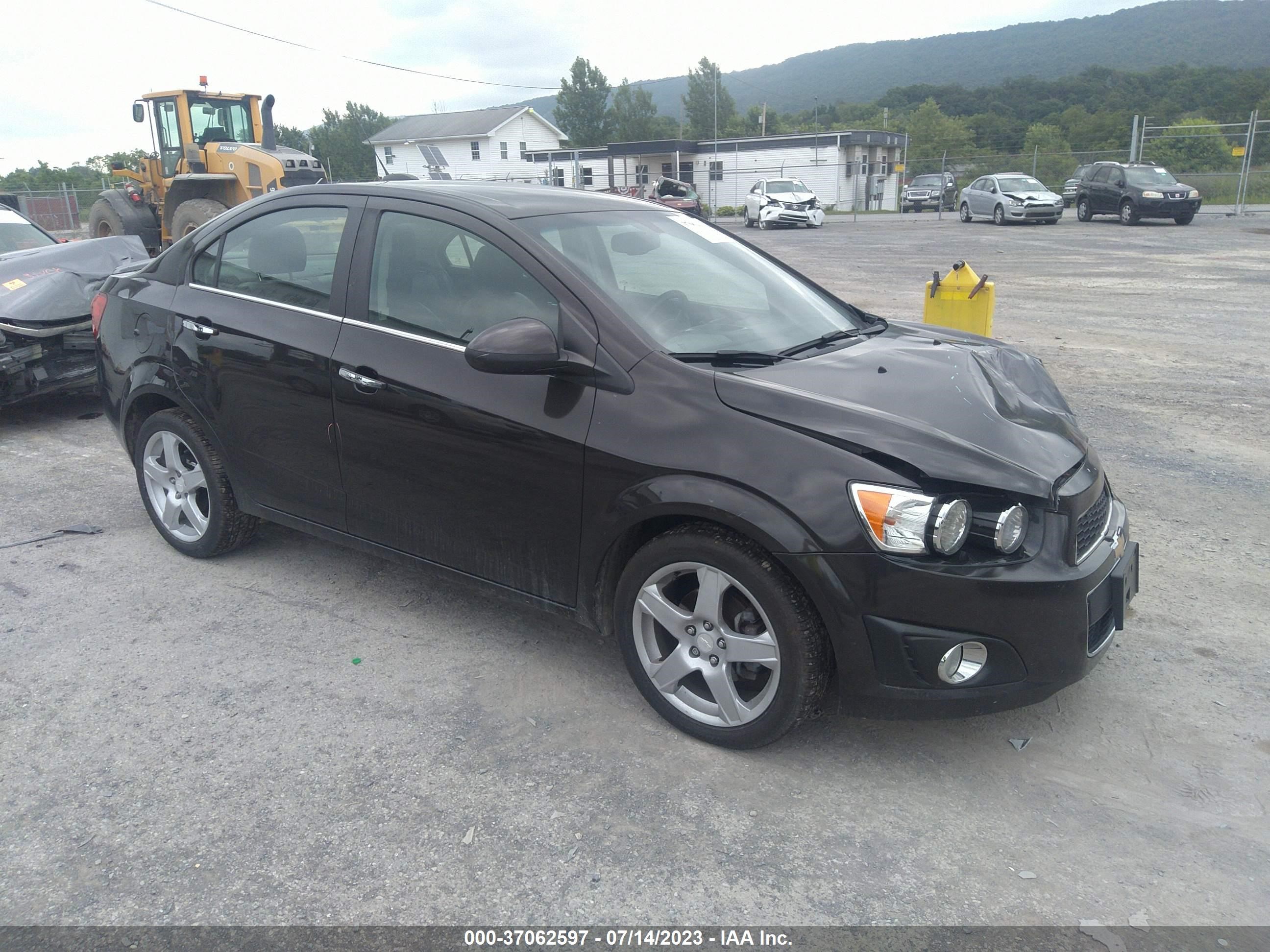 chevrolet sonic 2016 1g1je5sb4g4134023