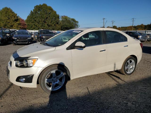 chevrolet sonic ltz 2015 1g1je5sb6f4101815