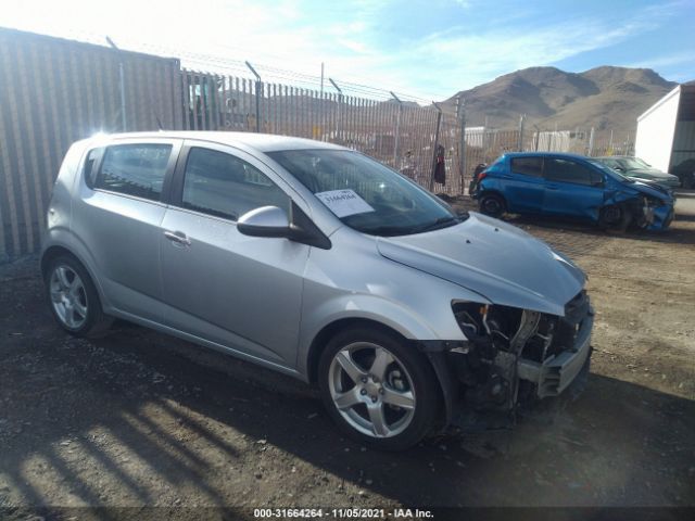 chevrolet sonic 2012 1g1je6shxc4200496