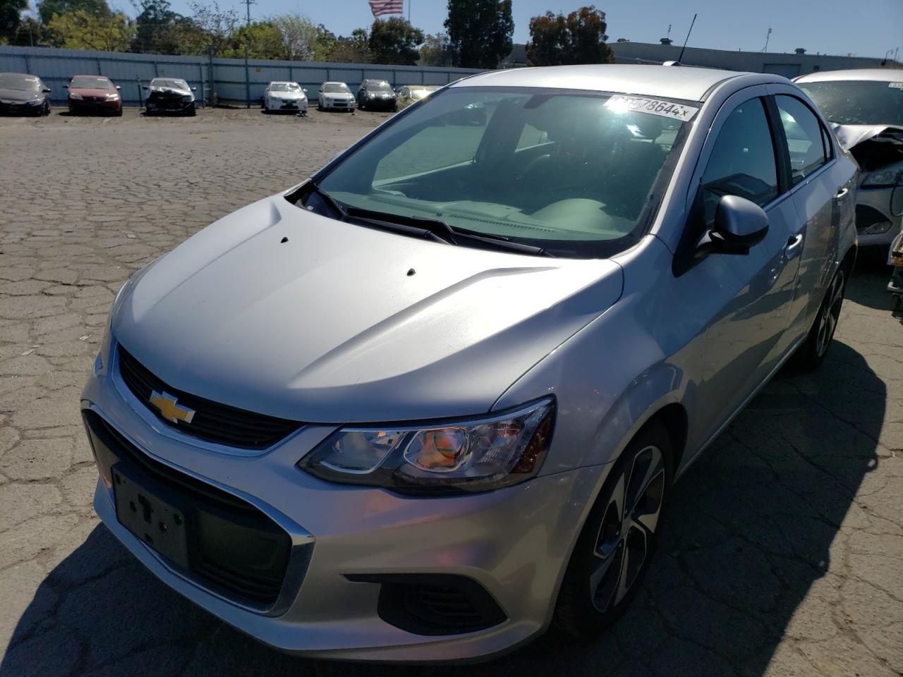 chevrolet sonic 2018 1g1jf5sb9j4104973