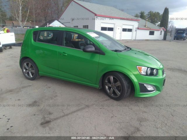 chevrolet sonic 2015 1g1jg6sb4f4155680