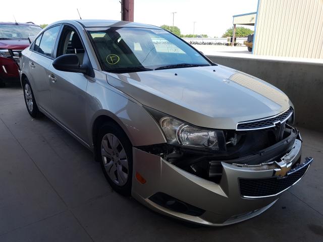 chevrolet  2013 1g1pa5sh3d7153375