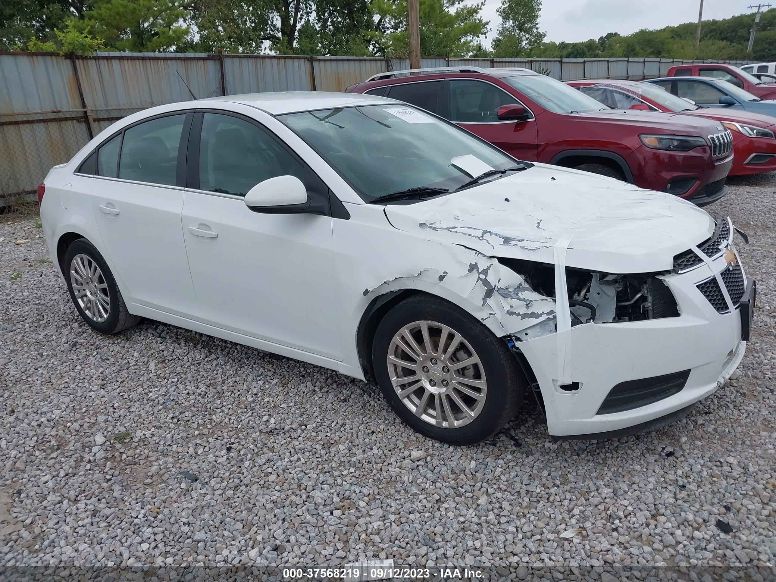 chevrolet cruze 2014 1g1pj5sb8e7483543