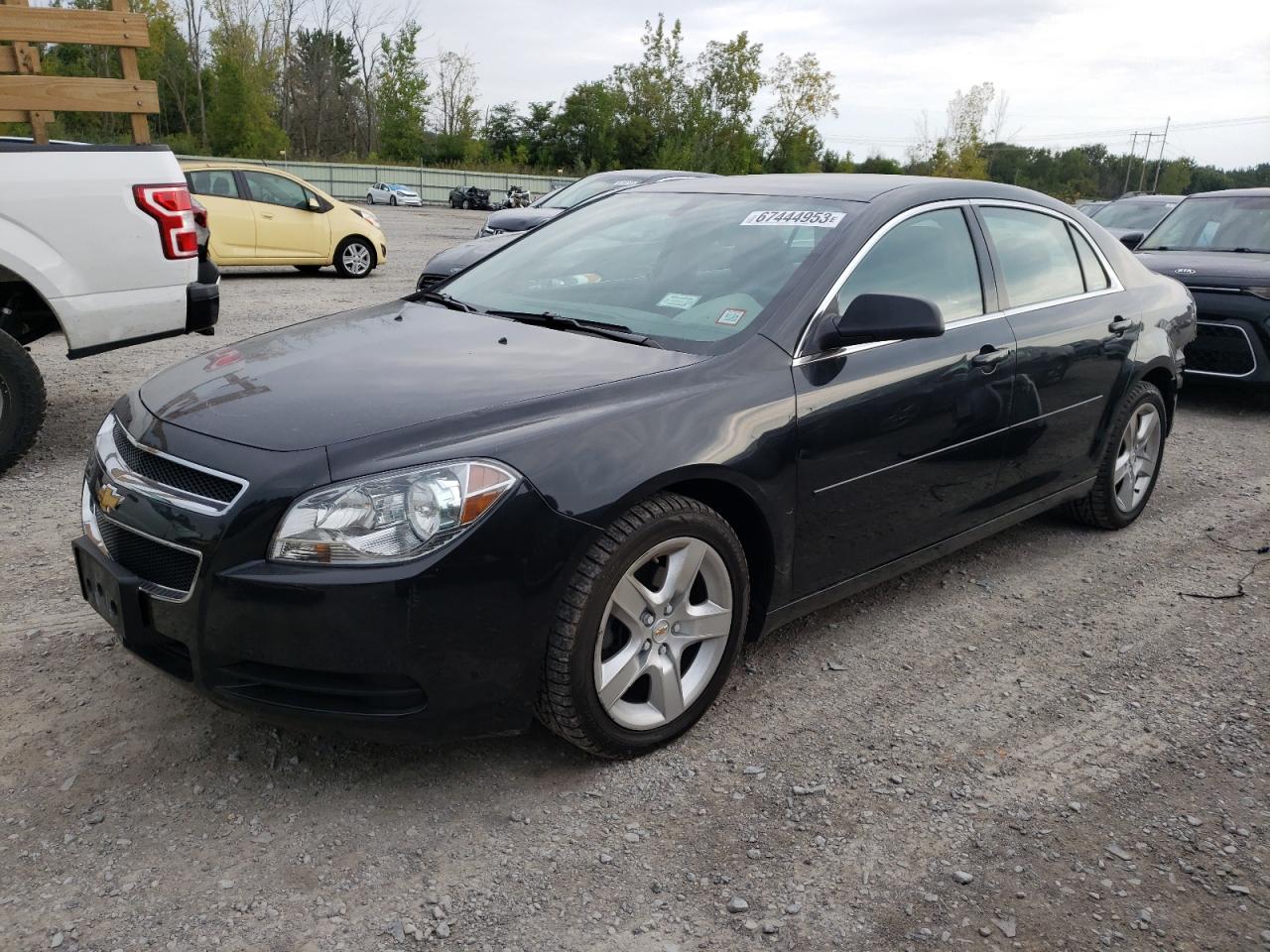 chevrolet malibu 2011 1g1zb5e17bf227145