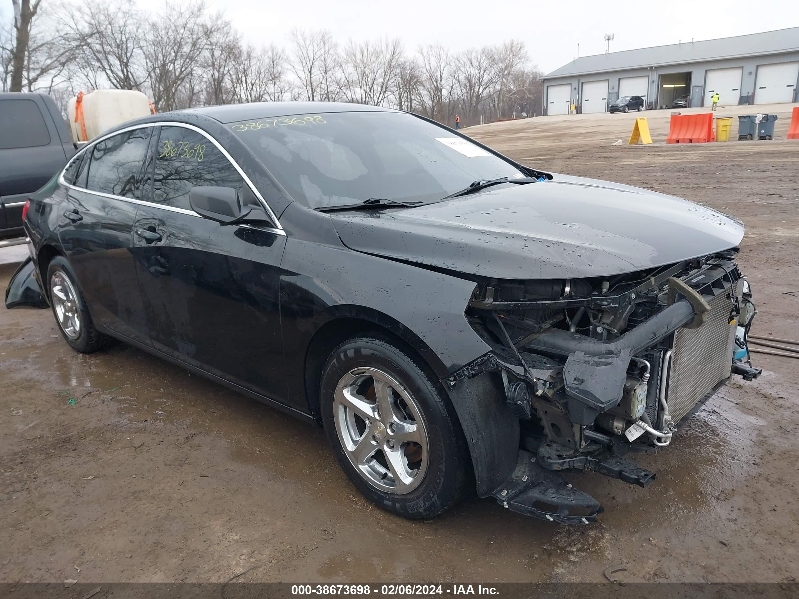 chevrolet malibu 2018 1g1zb5st2jf185178