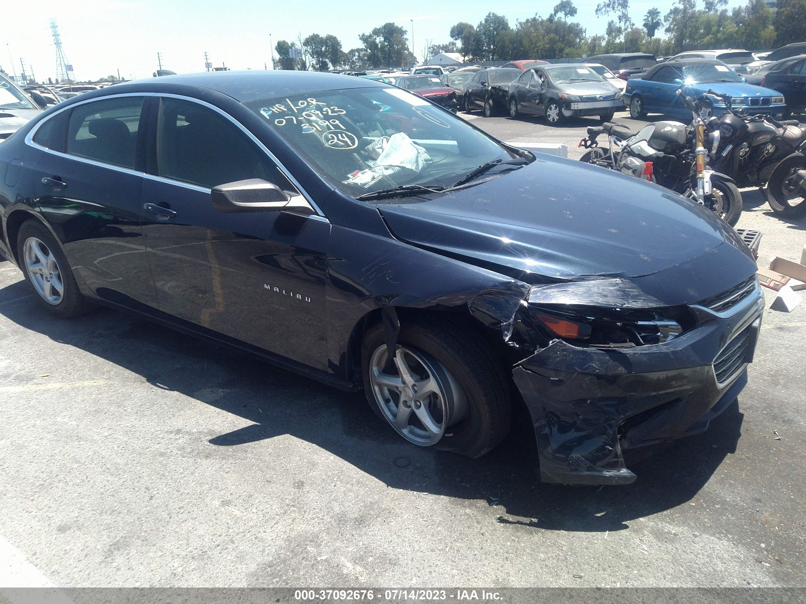 chevrolet malibu 2017 1g1zb5st3hf263199