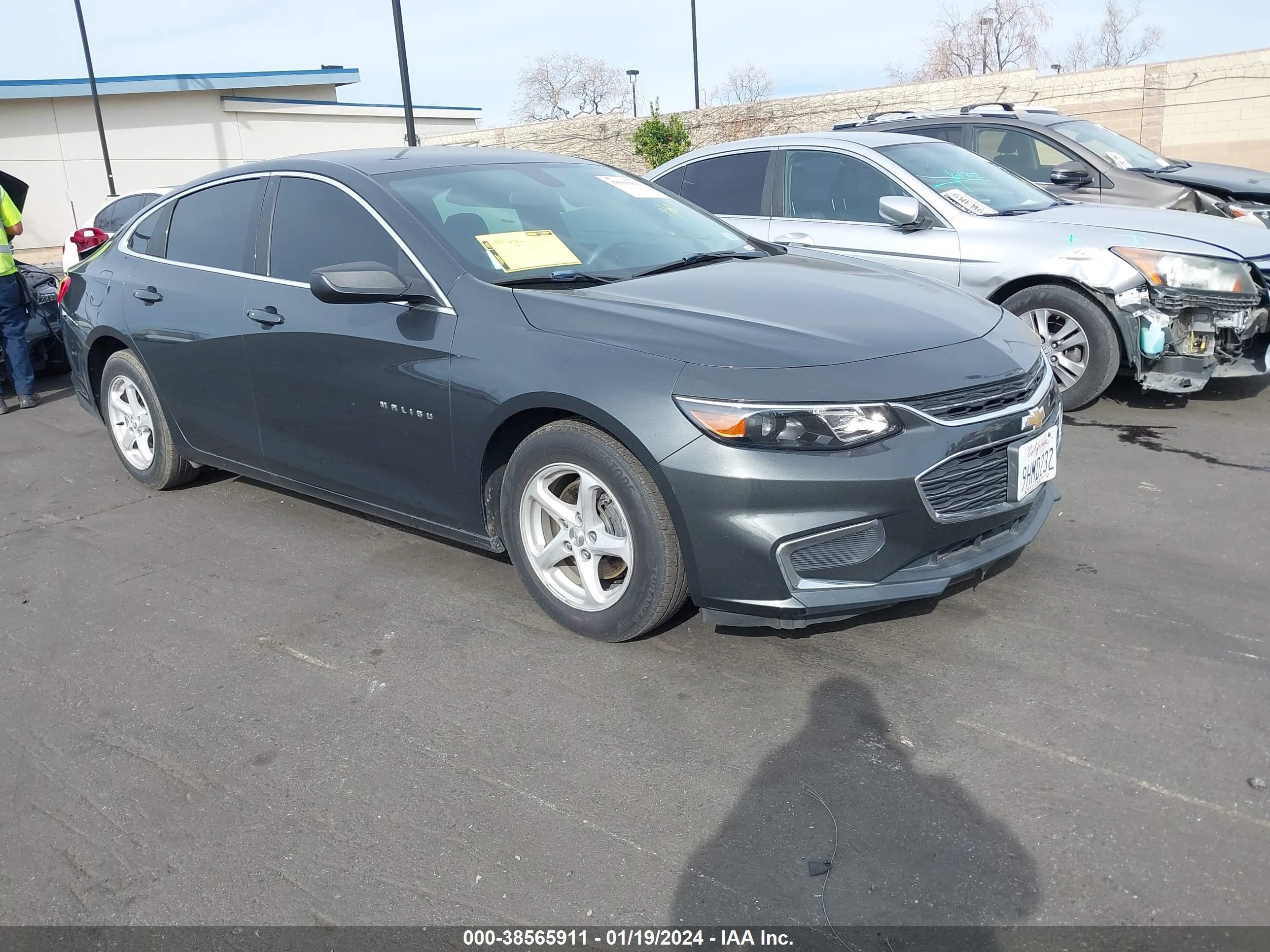 chevrolet malibu 2017 1g1zb5st3hf271335