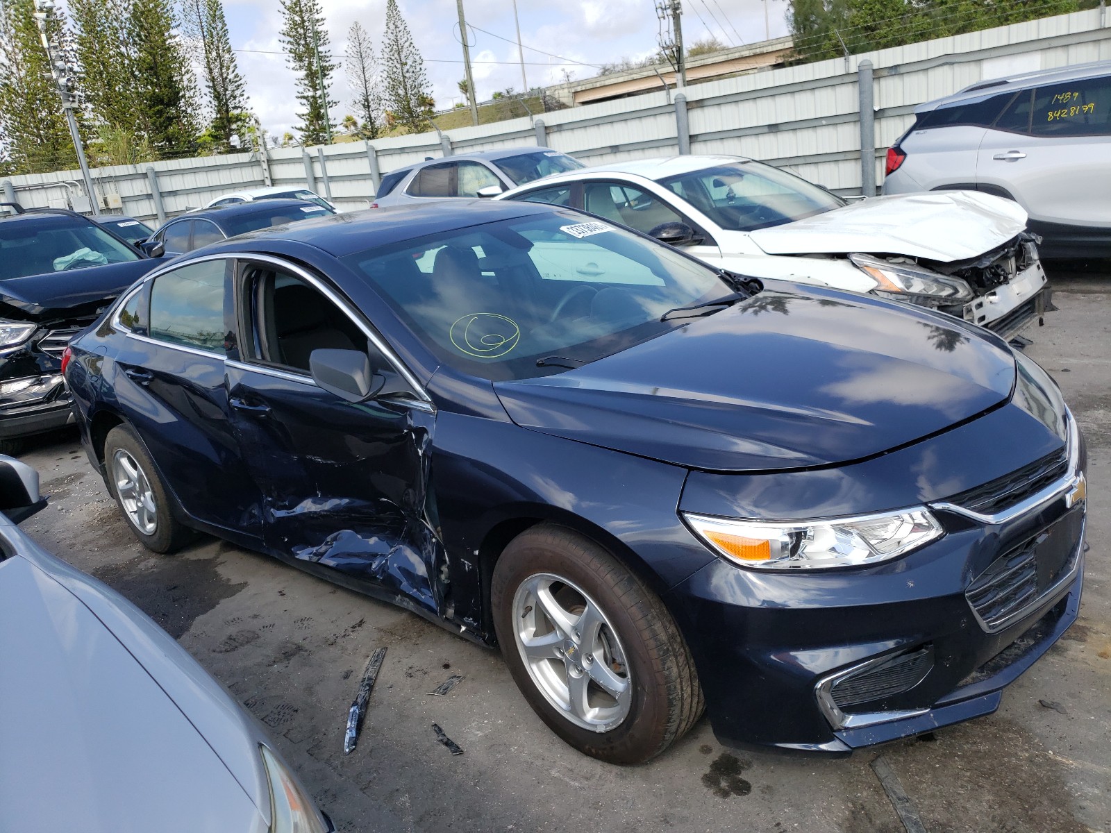 chevrolet malibu 2018 1g1zb5st3jf213344