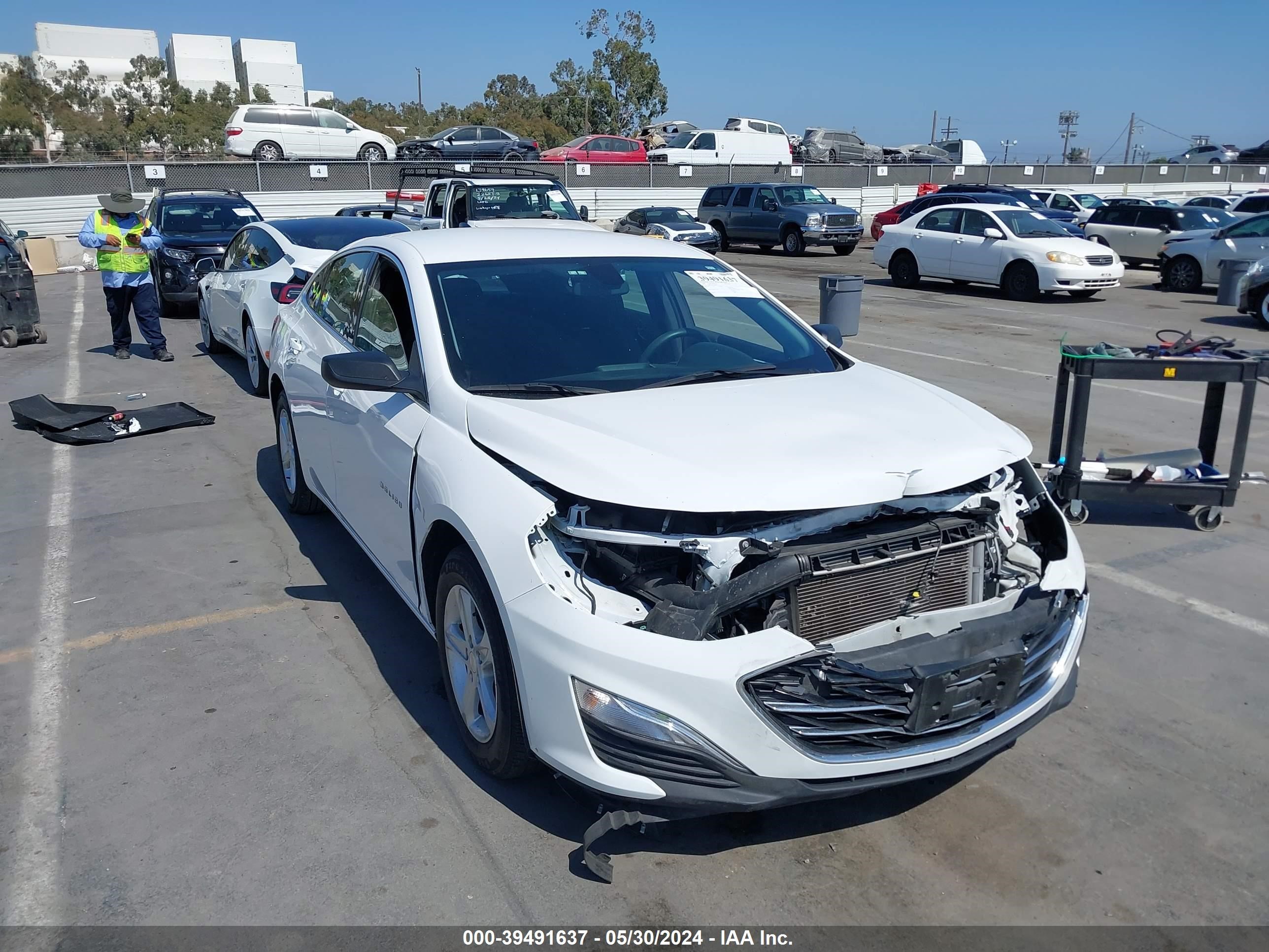 chevrolet malibu 2020 1g1zb5st6lf086074