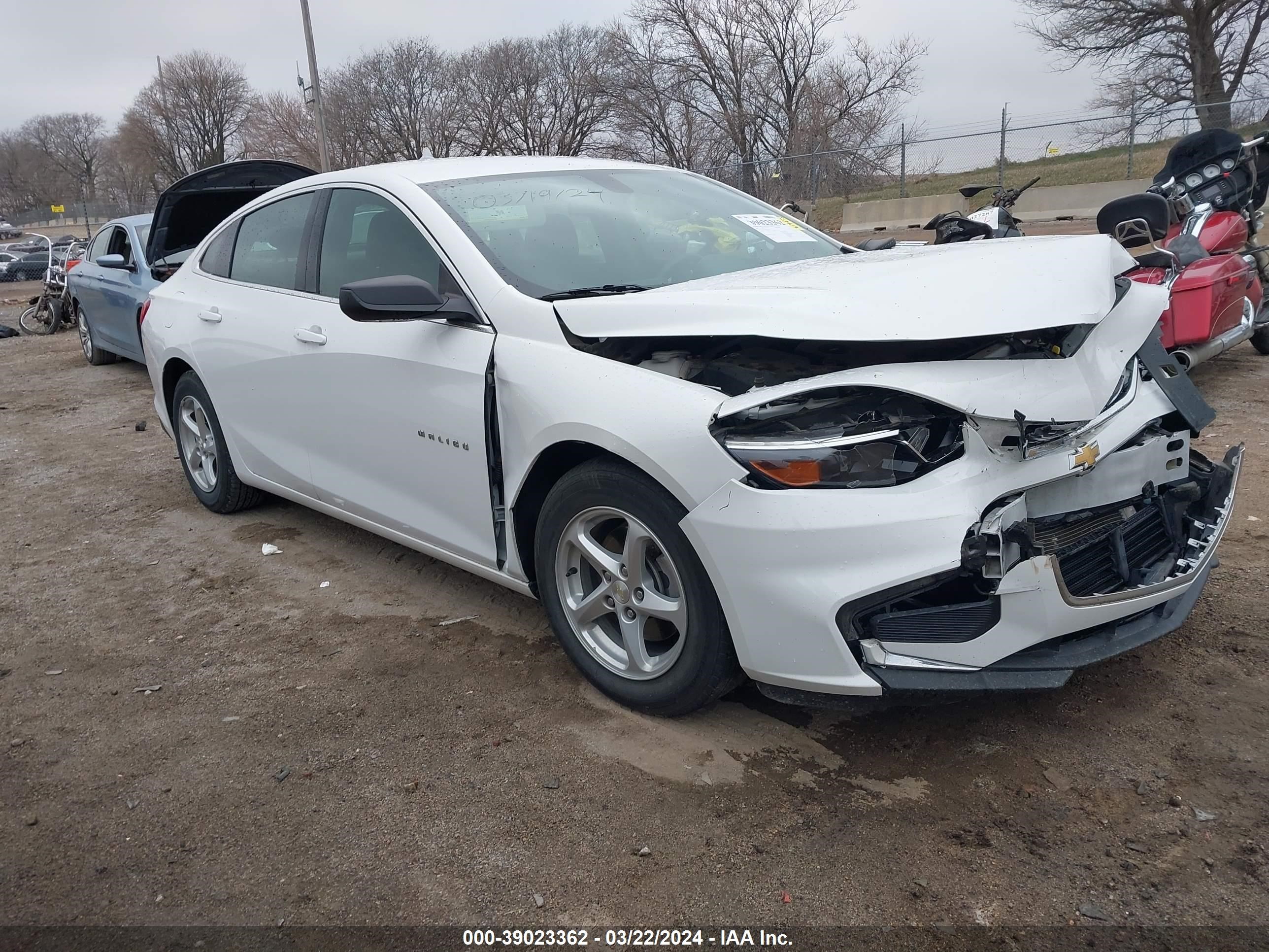 chevrolet malibu 2017 1g1zb5st8hf275462