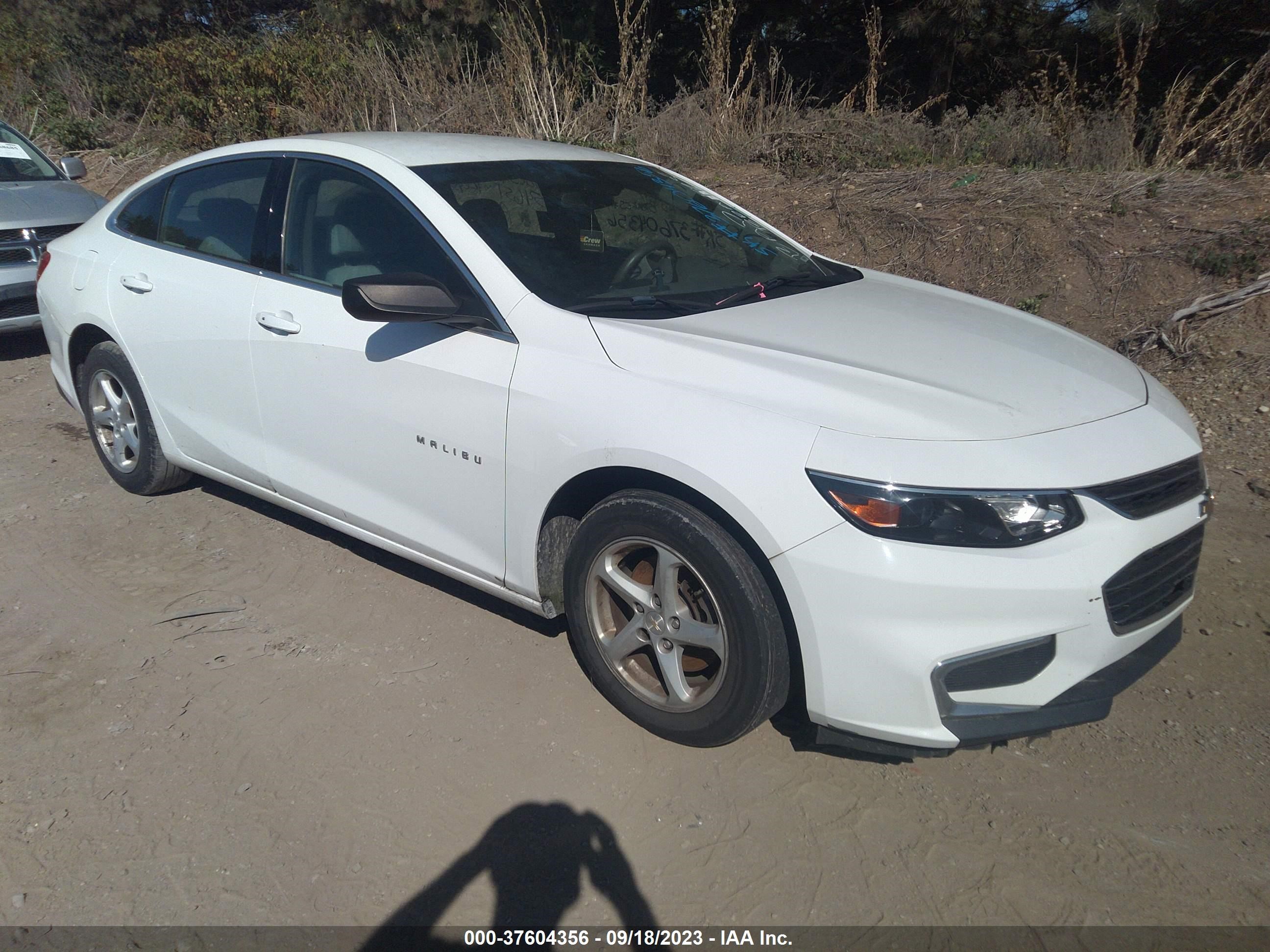 chevrolet malibu 2017 1g1zb5st9hf154651