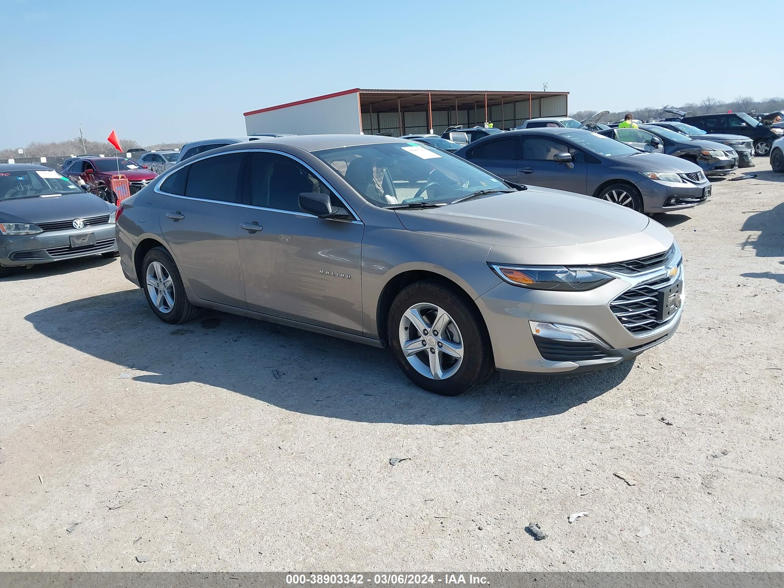 chevrolet malibu 2023 1g1zb5st9pf116447