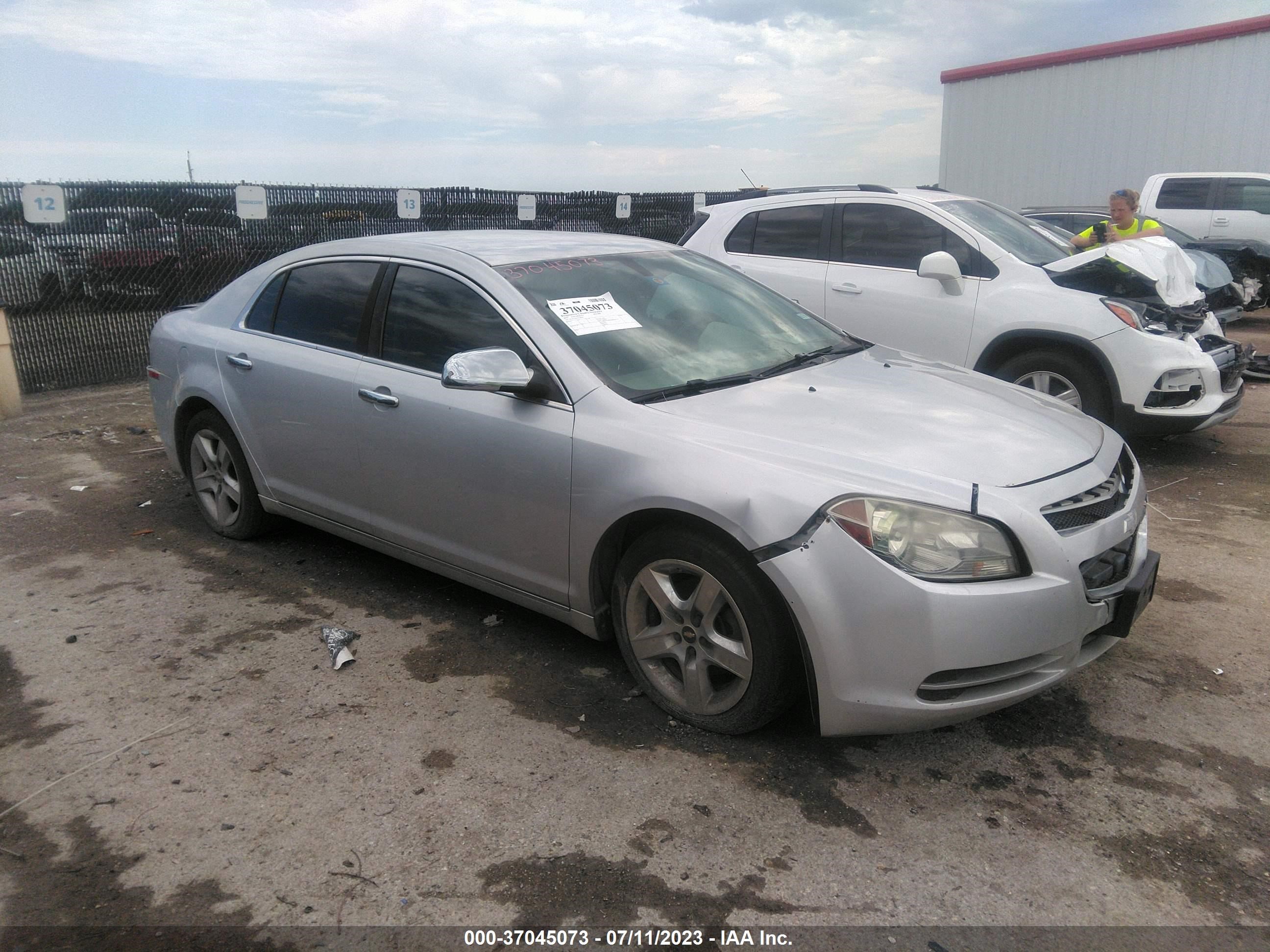 chevrolet malibu 2010 1g1zc5e01af198387