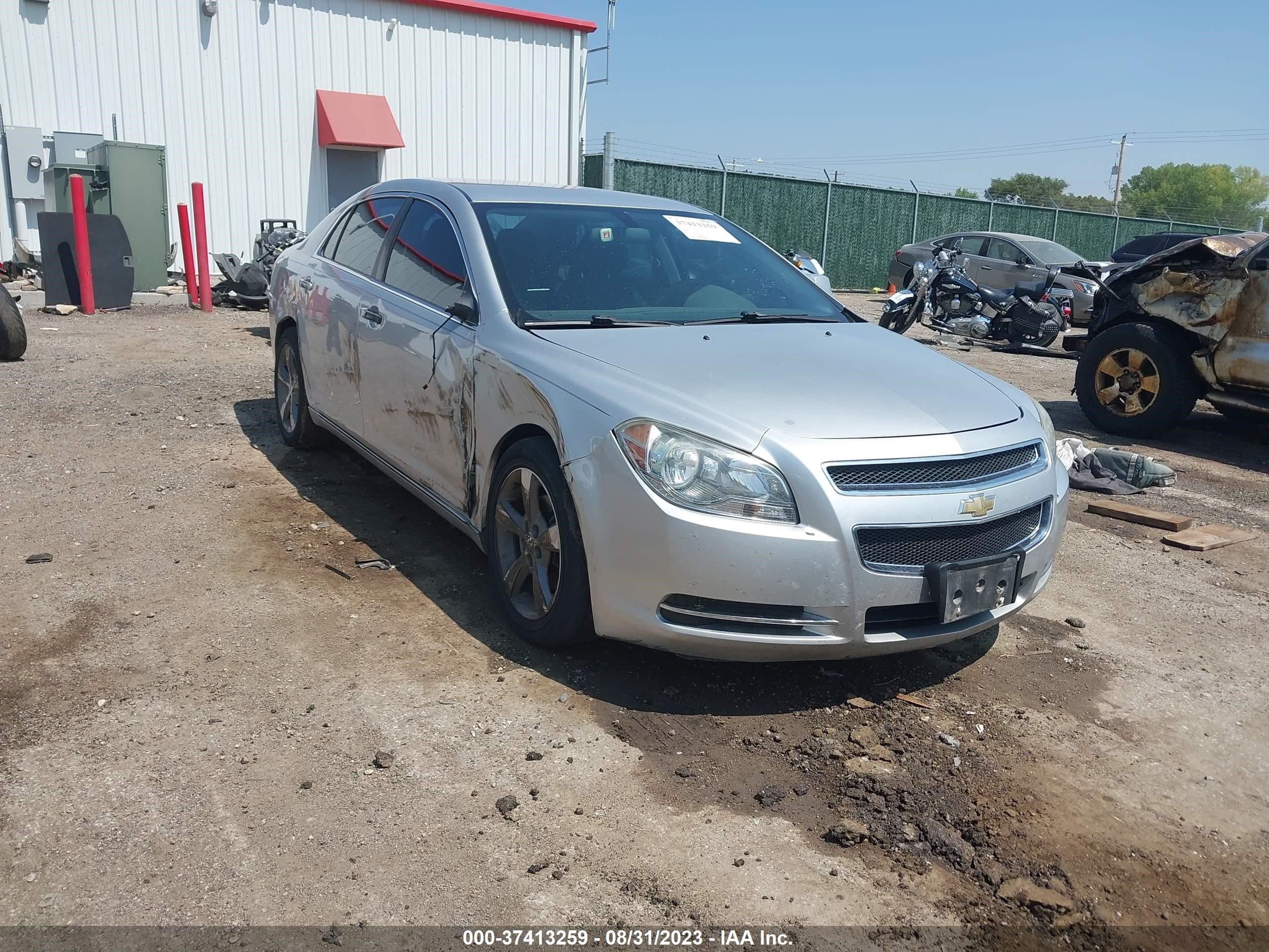 chevrolet malibu 2011 1g1zc5euxbf135275