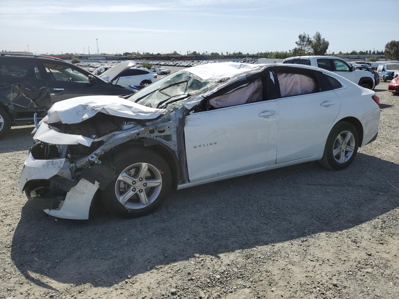 chevrolet malibu 2023 1g1zc5st2pf156026