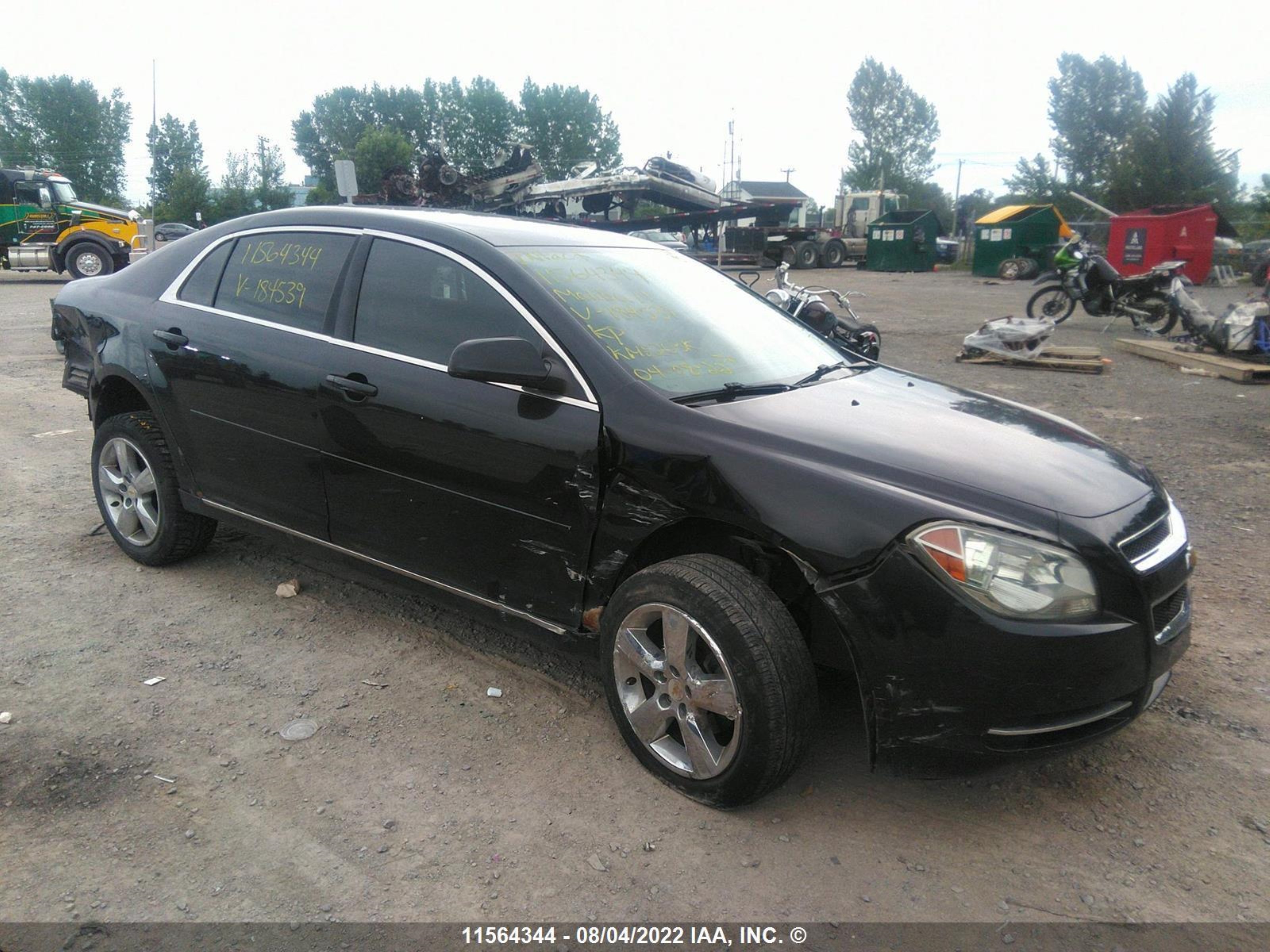 chevrolet malibu 2011 1g1zd5eu3bf184539