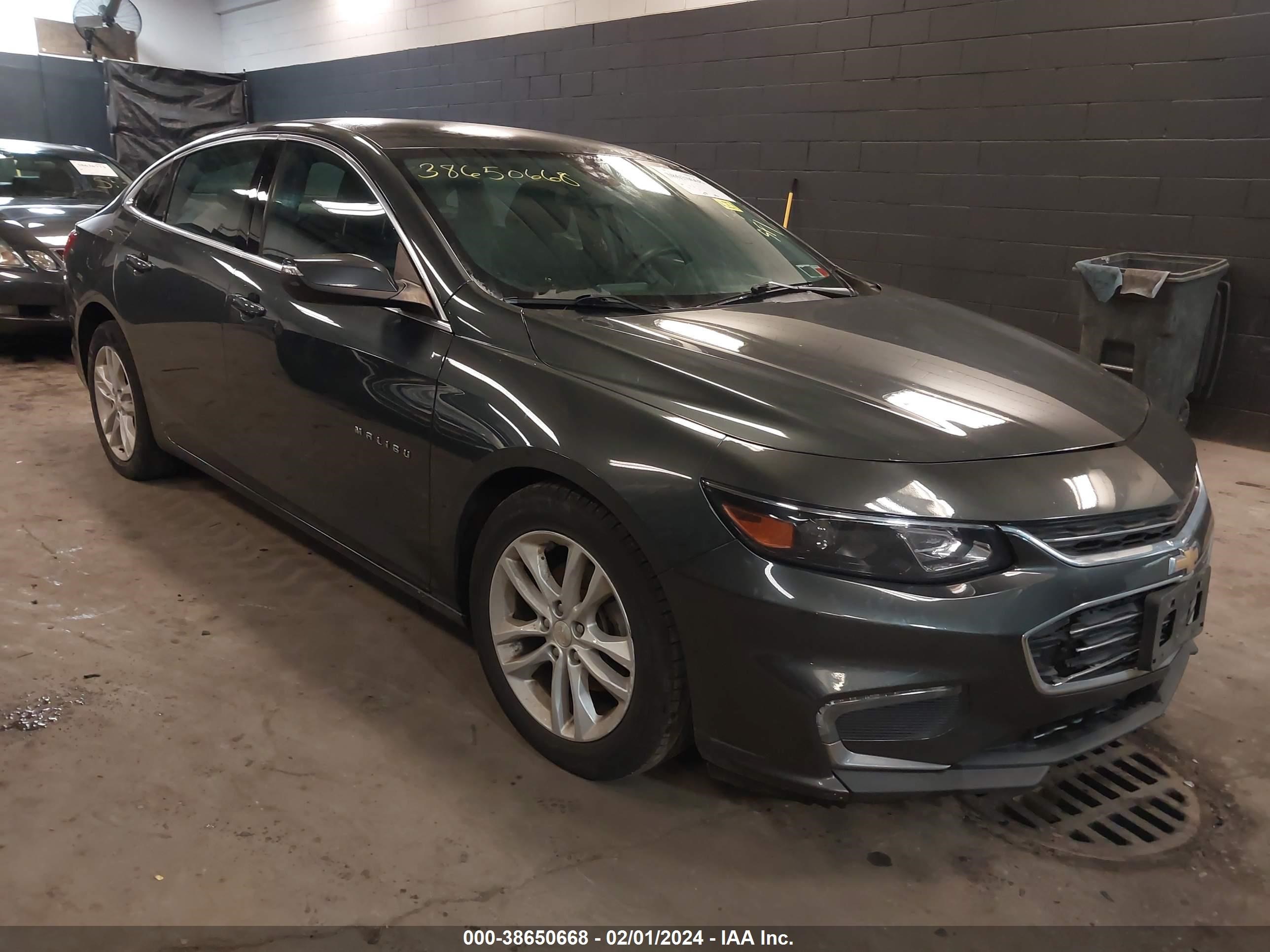 chevrolet malibu 2018 1g1zd5st0jf184167