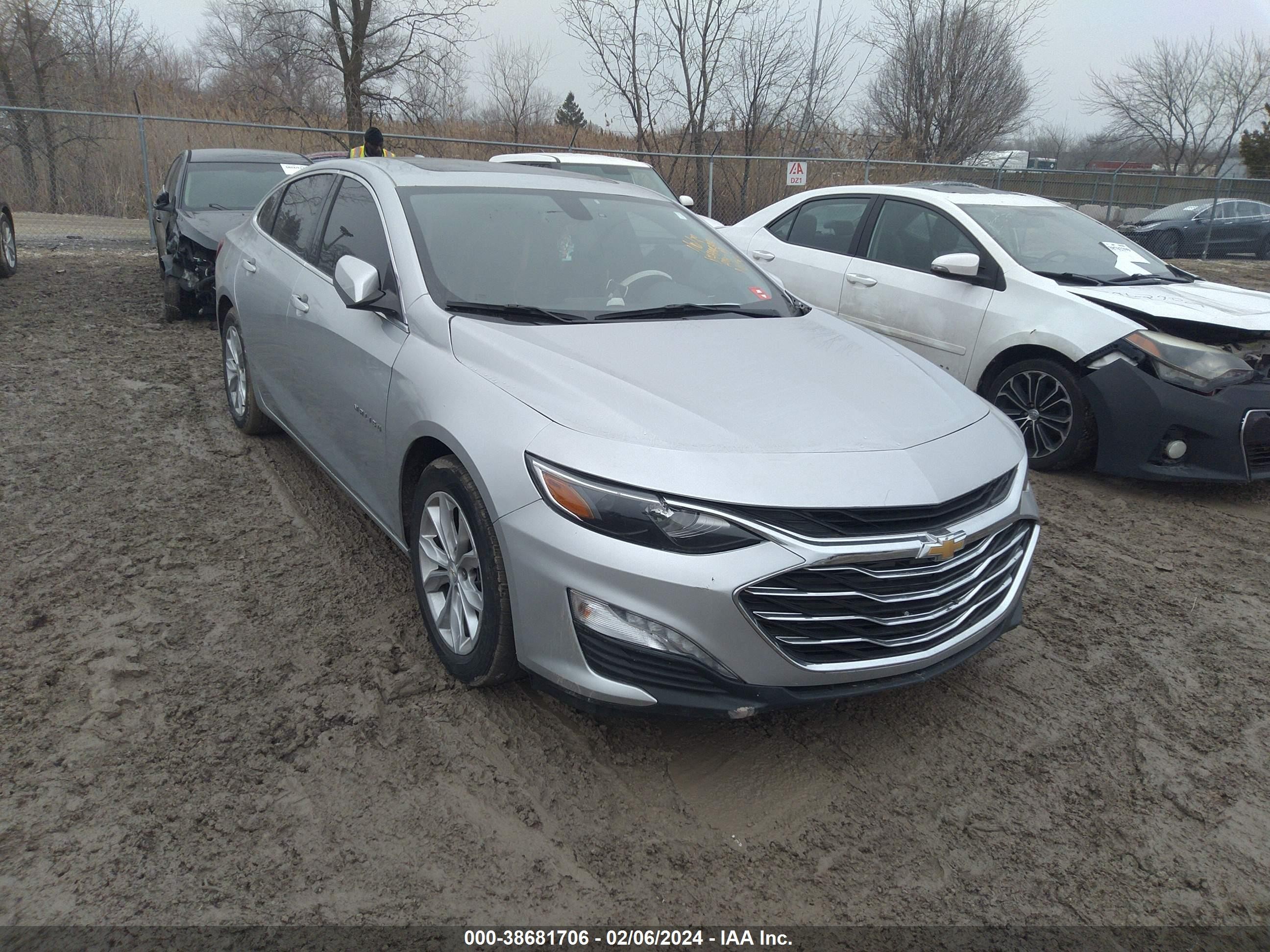 chevrolet malibu 2019 1g1zd5st1kf146562