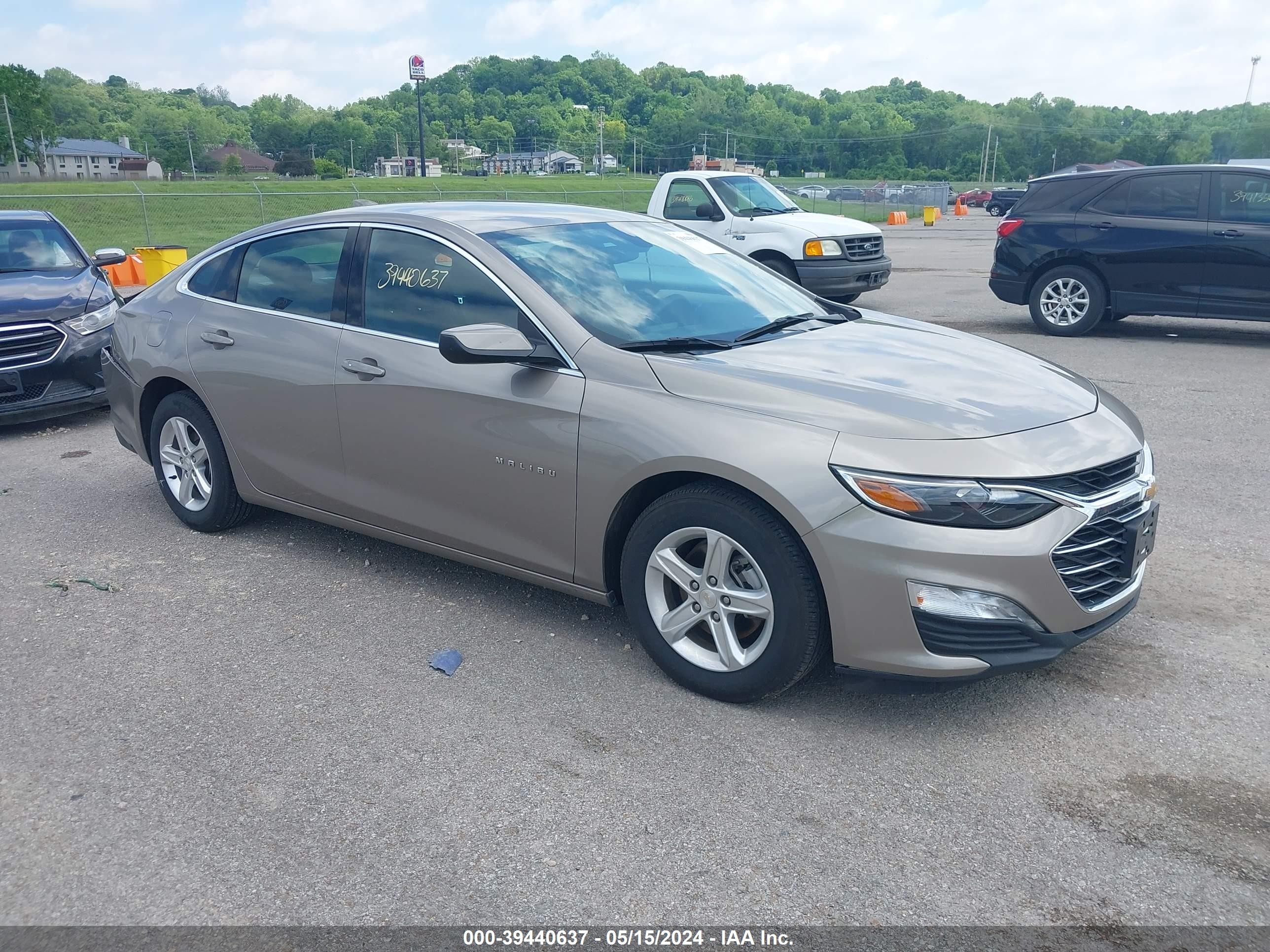 chevrolet malibu 2022 1g1zd5st3nf133946