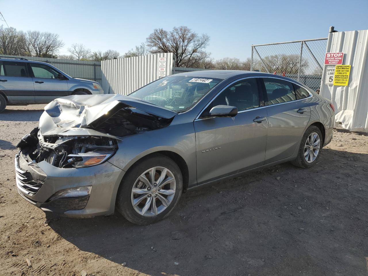 chevrolet malibu 2023 1g1zd5st4pf132310