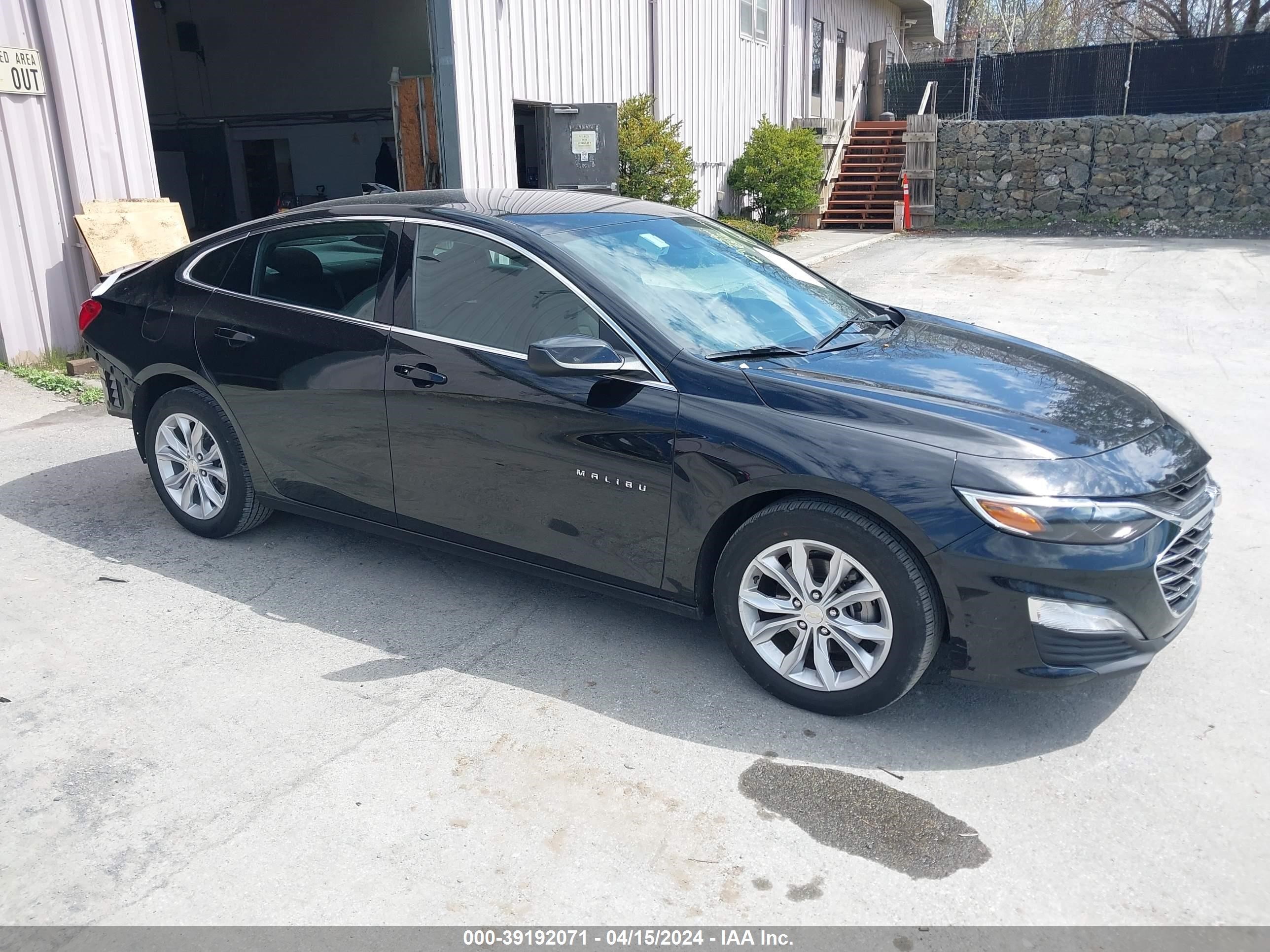 chevrolet malibu 2023 1g1zd5st4pf201559