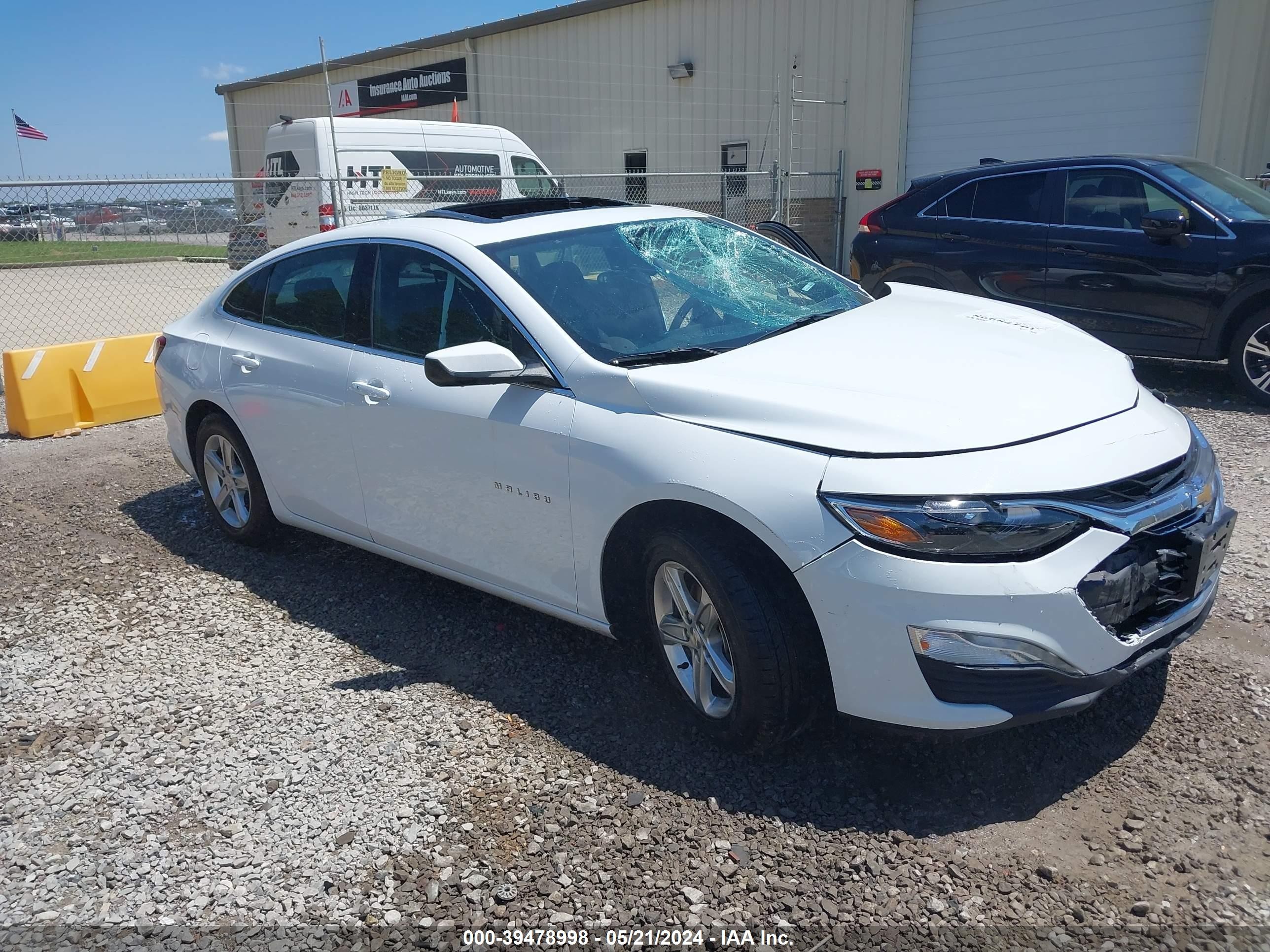 chevrolet malibu 2022 1g1zd5st5nf181819