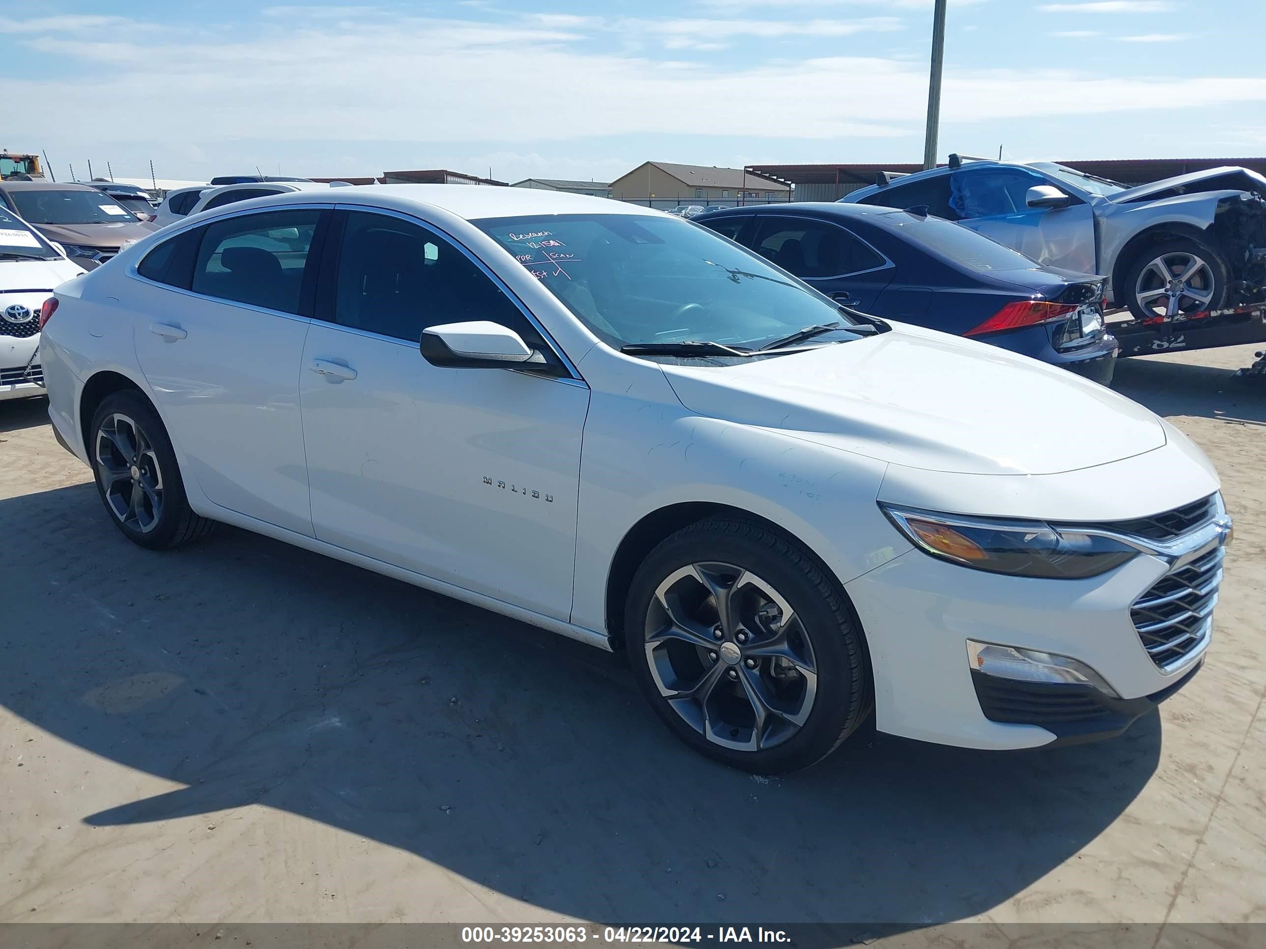 chevrolet malibu 2023 1g1zd5st6pf210313