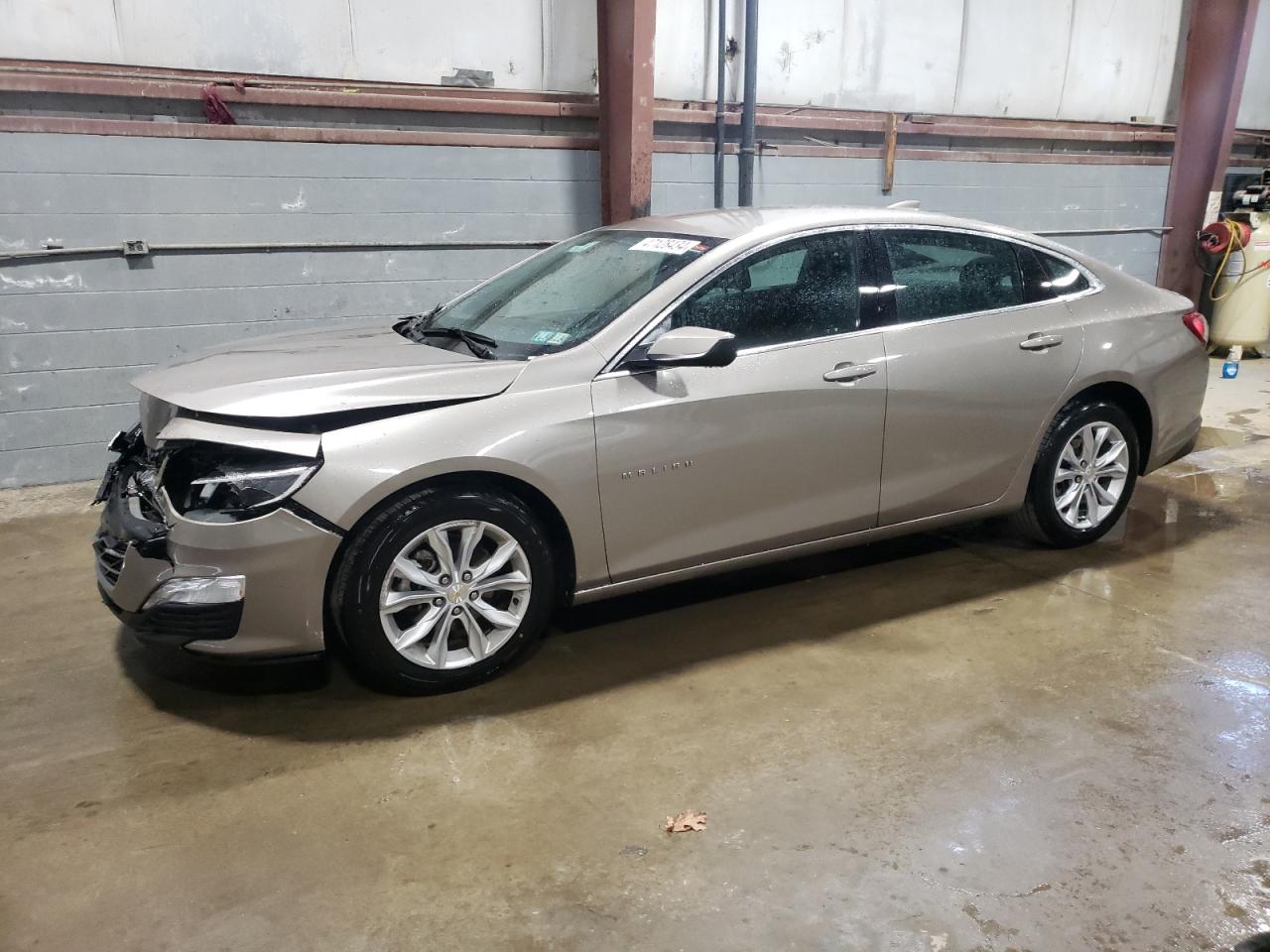 chevrolet malibu 2022 1g1zd5st8nf135594