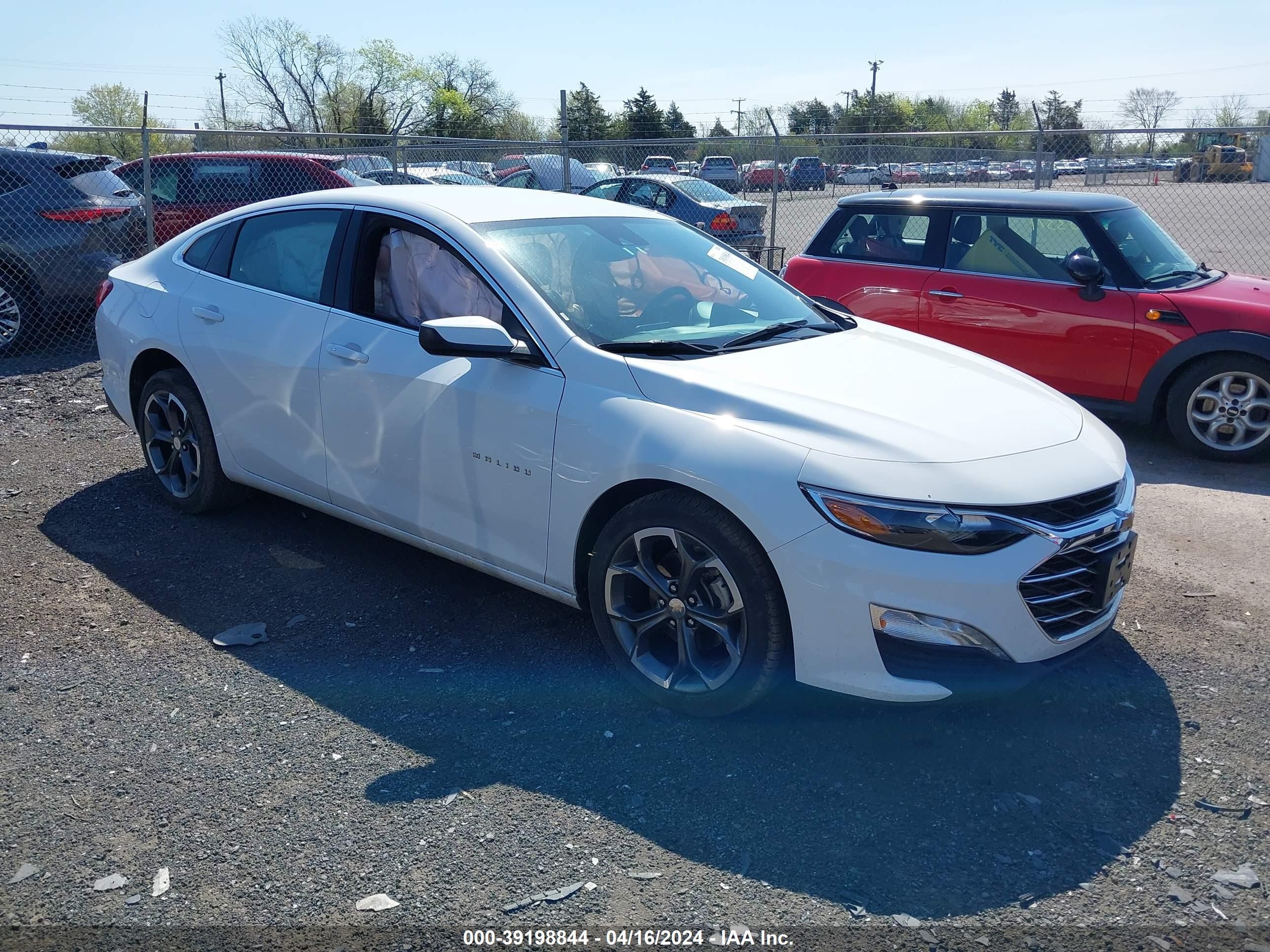 chevrolet malibu 2023 1g1zd5st8pf209244