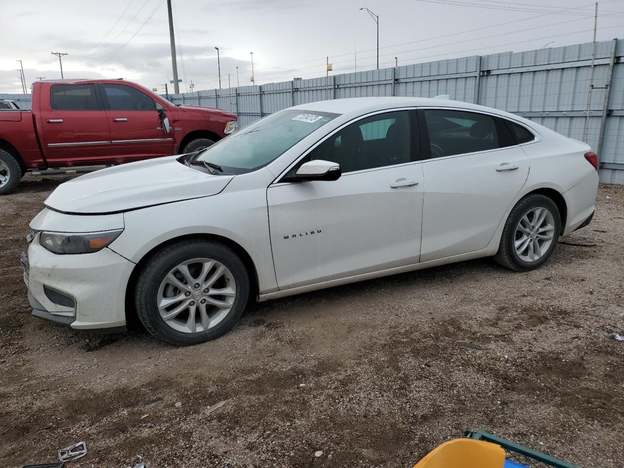 chevrolet malibu 2017 1g1ze5st1hf293812