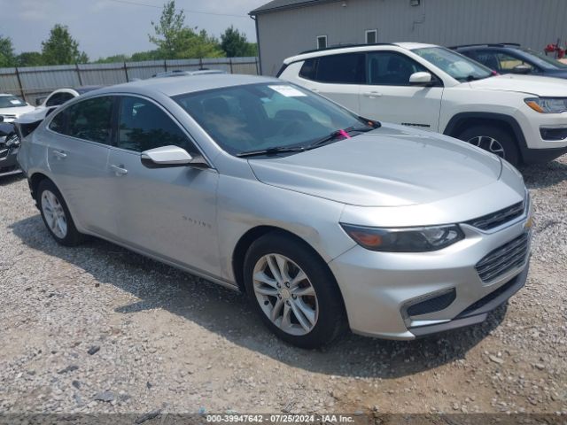 chevrolet malibu 2017 1g1ze5st2hf111664