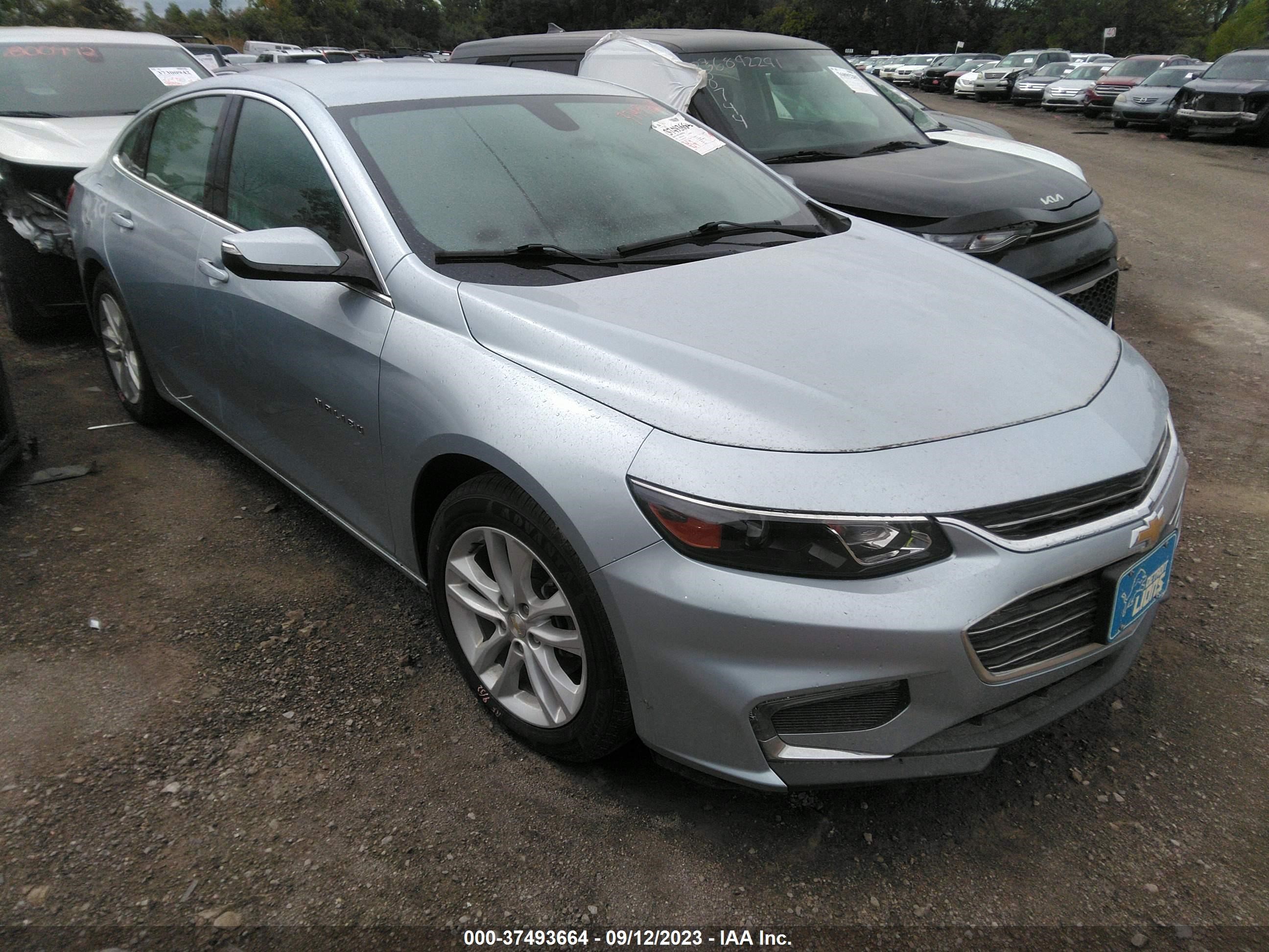 chevrolet malibu 2017 1g1ze5st2hf240777