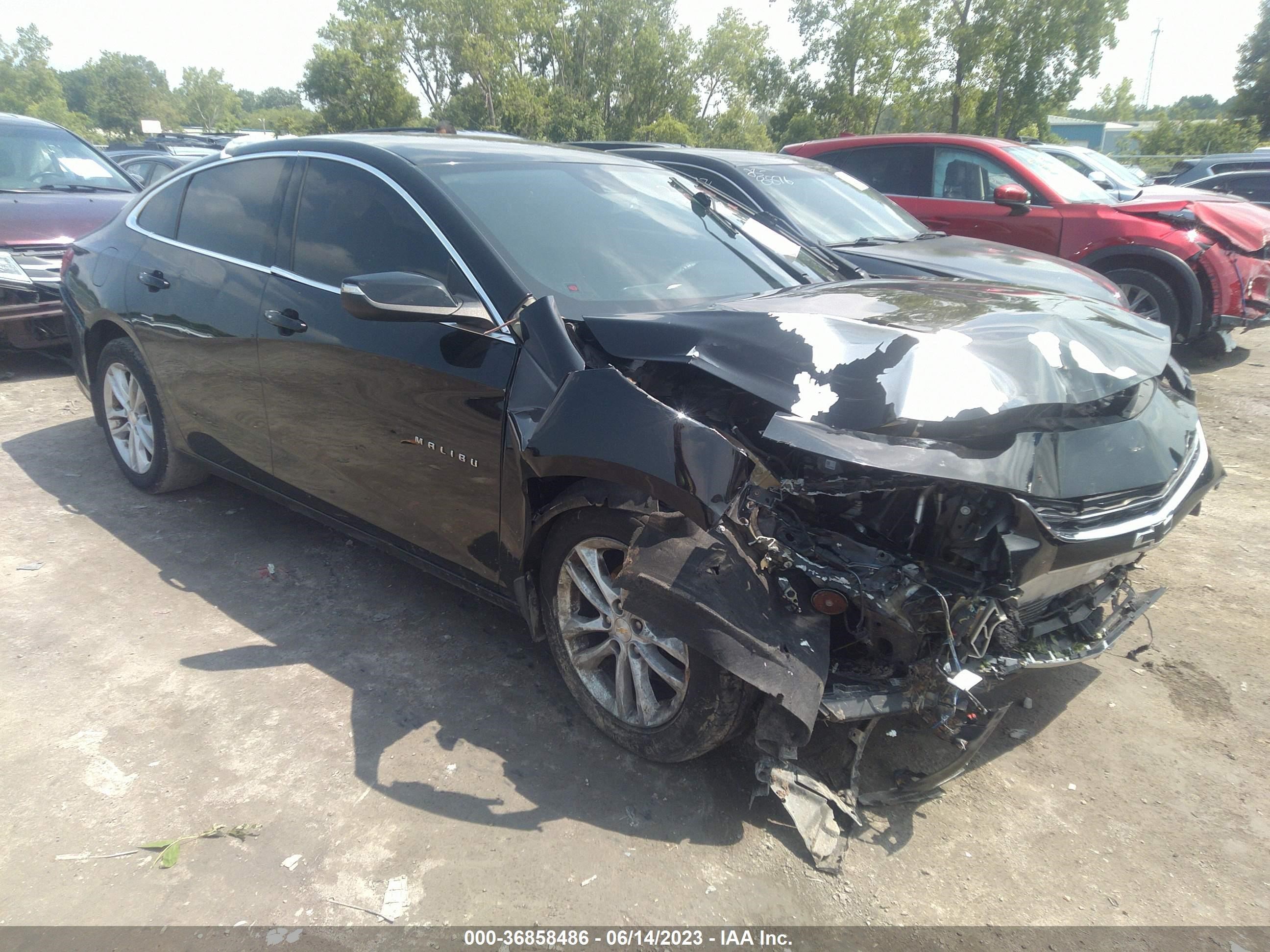 chevrolet malibu 2017 1g1ze5st7hf116875