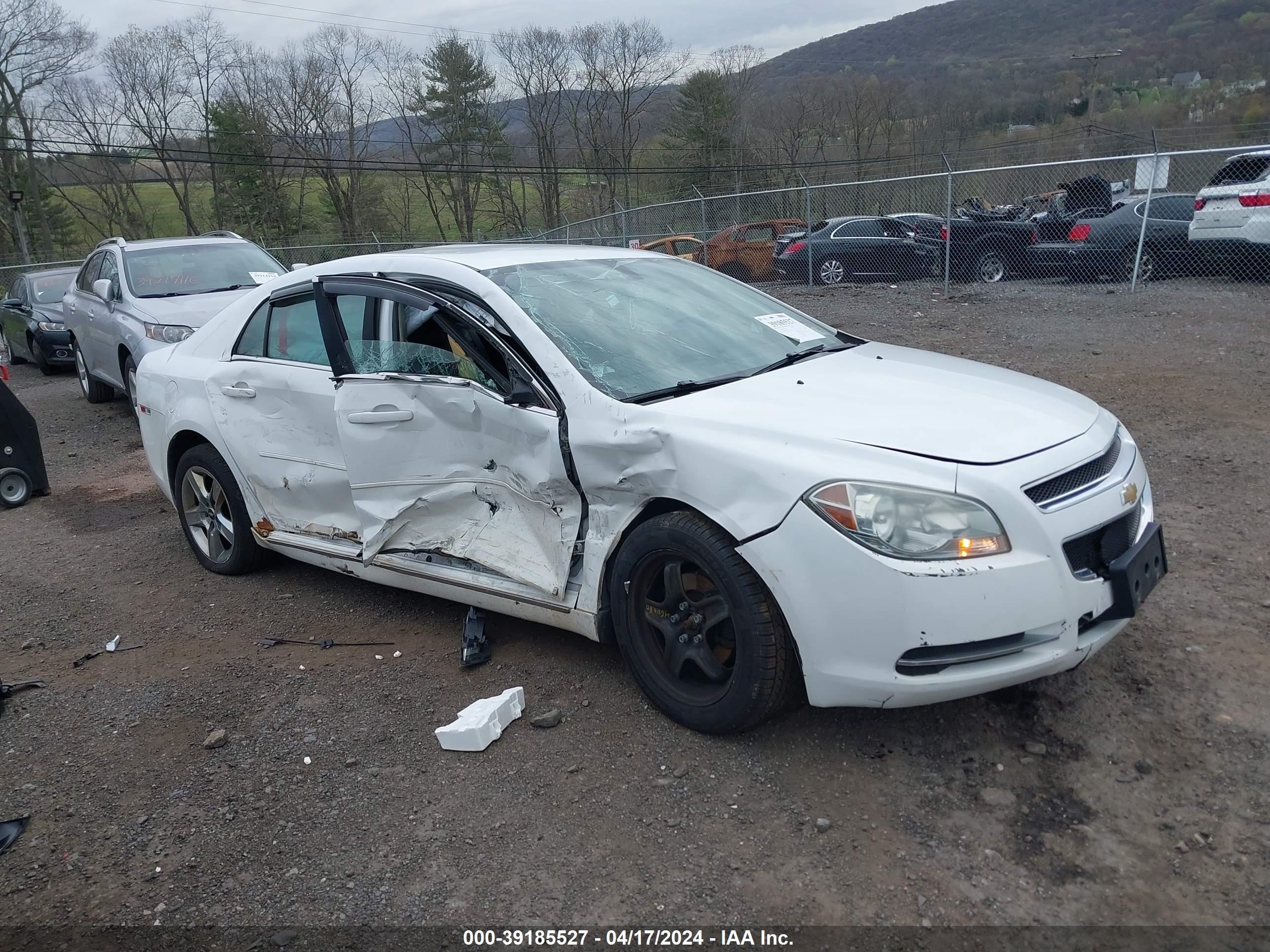 chevrolet malibu 2009 1g1zh57b19f239127