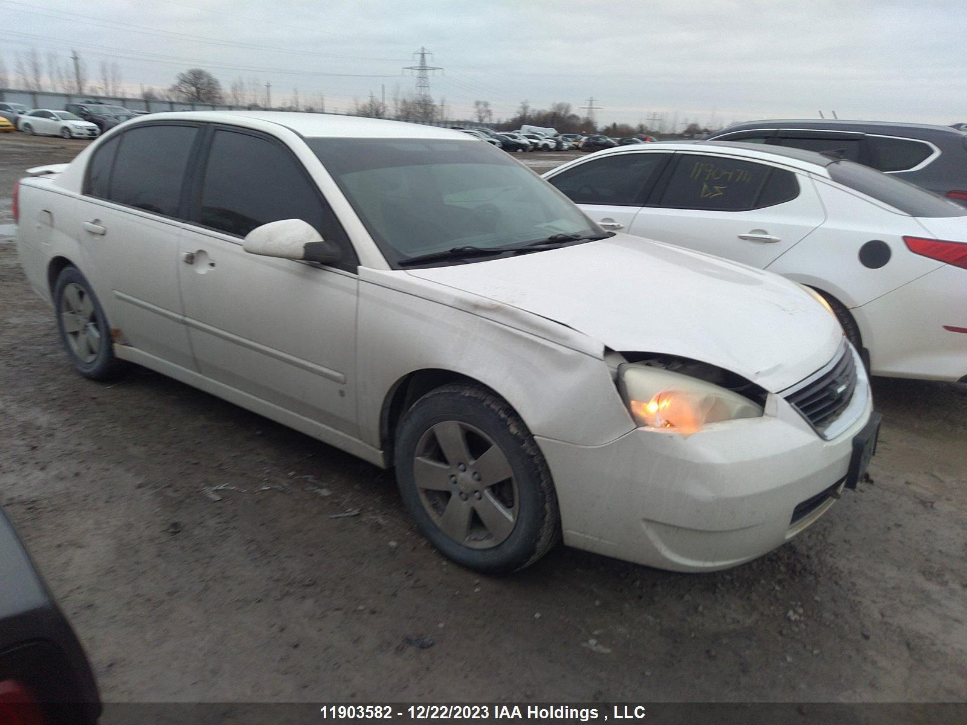 chevrolet malibu 2007 1g1zt58n07f150797