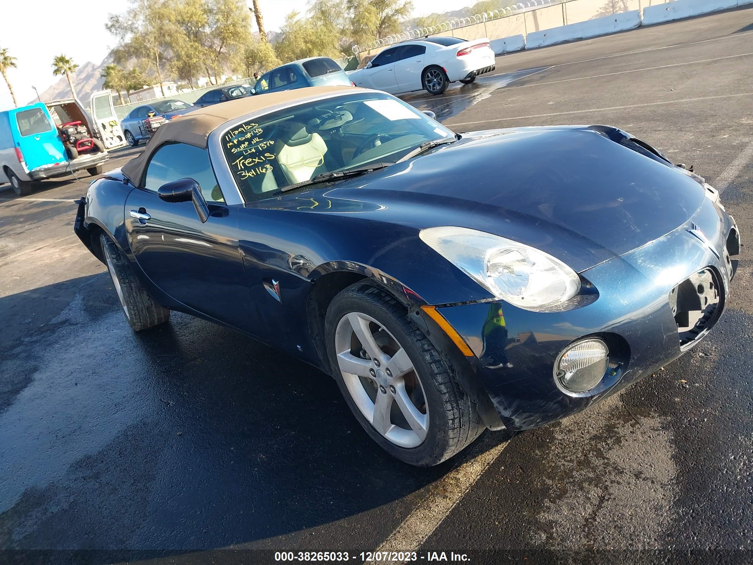 pontiac solstice 2008 1g2mc35b68y128443