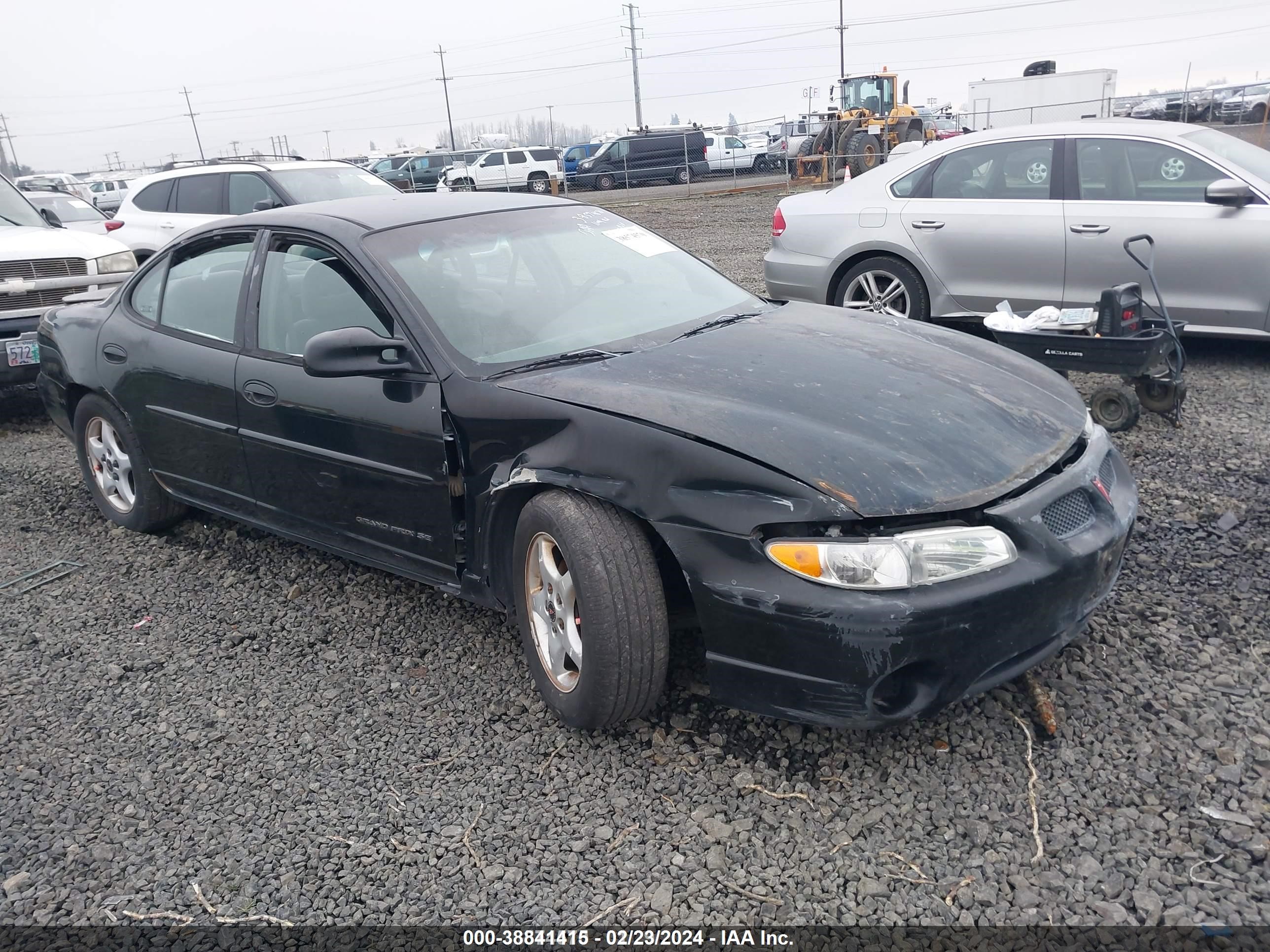 pontiac grand prix 2002 1g2wk52j82f201642