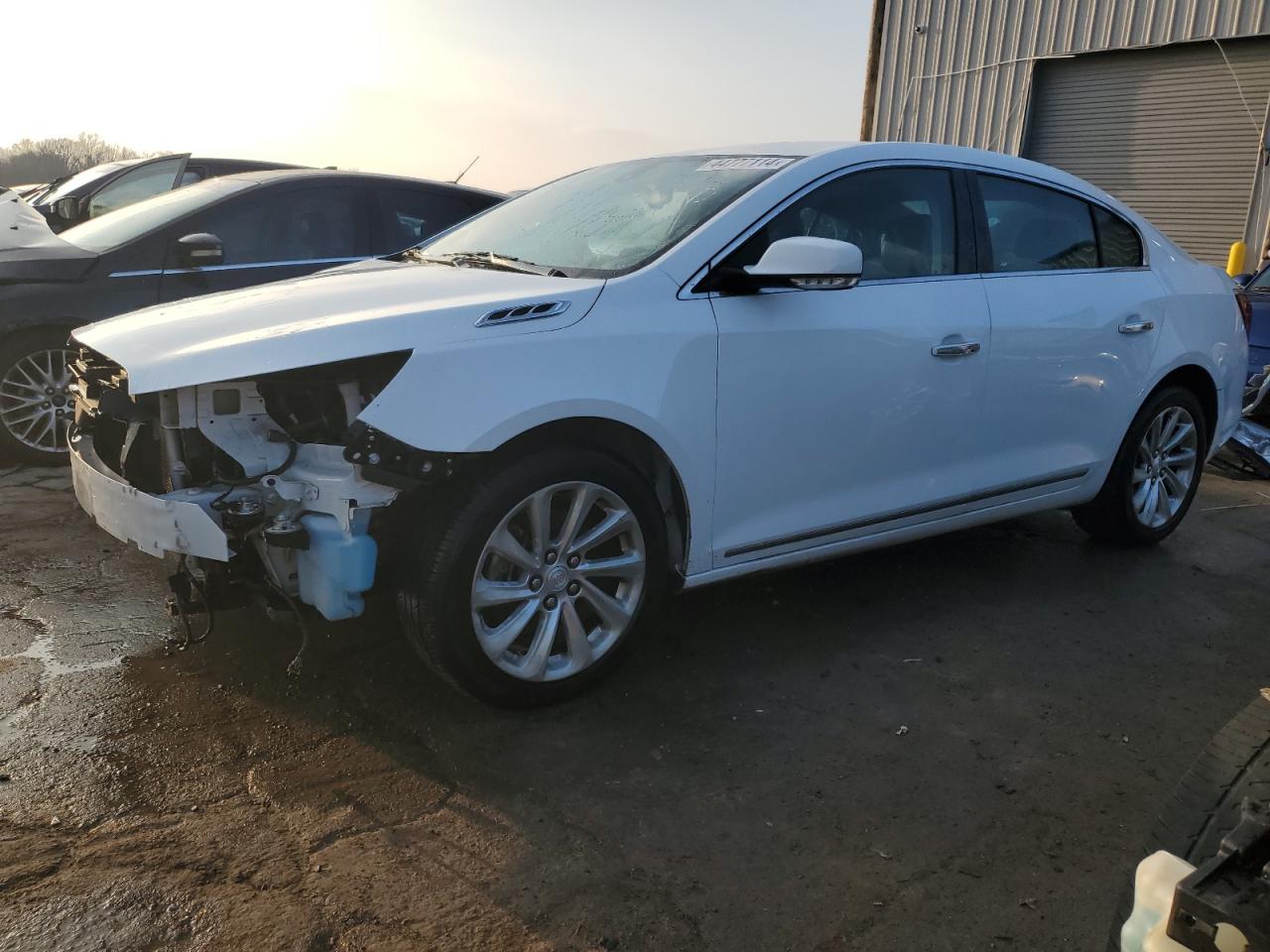 buick lacrosse 2016 1g4gb5g34gf236594