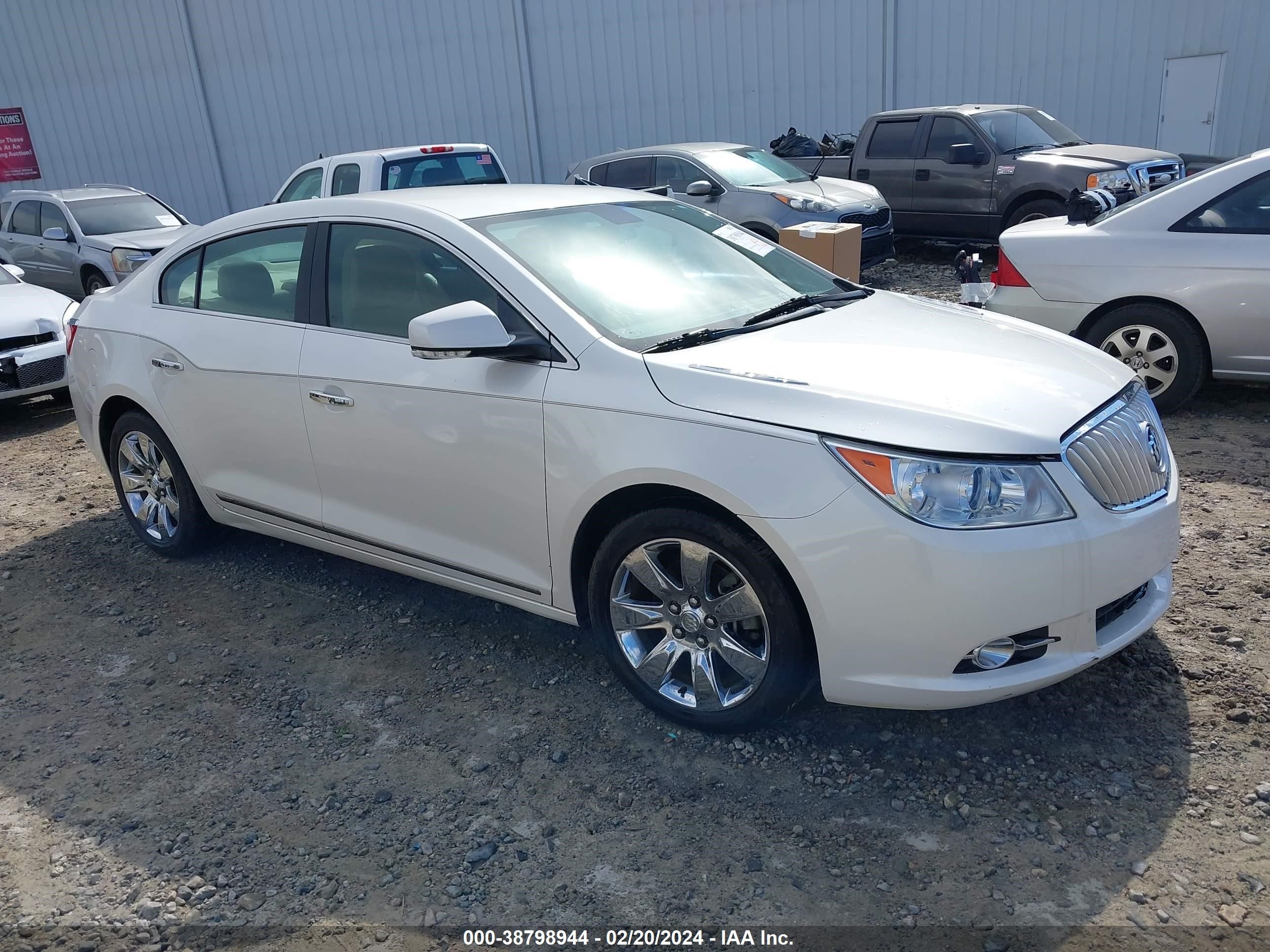 buick lacrosse 2011 1g4gc5ec8bf342345