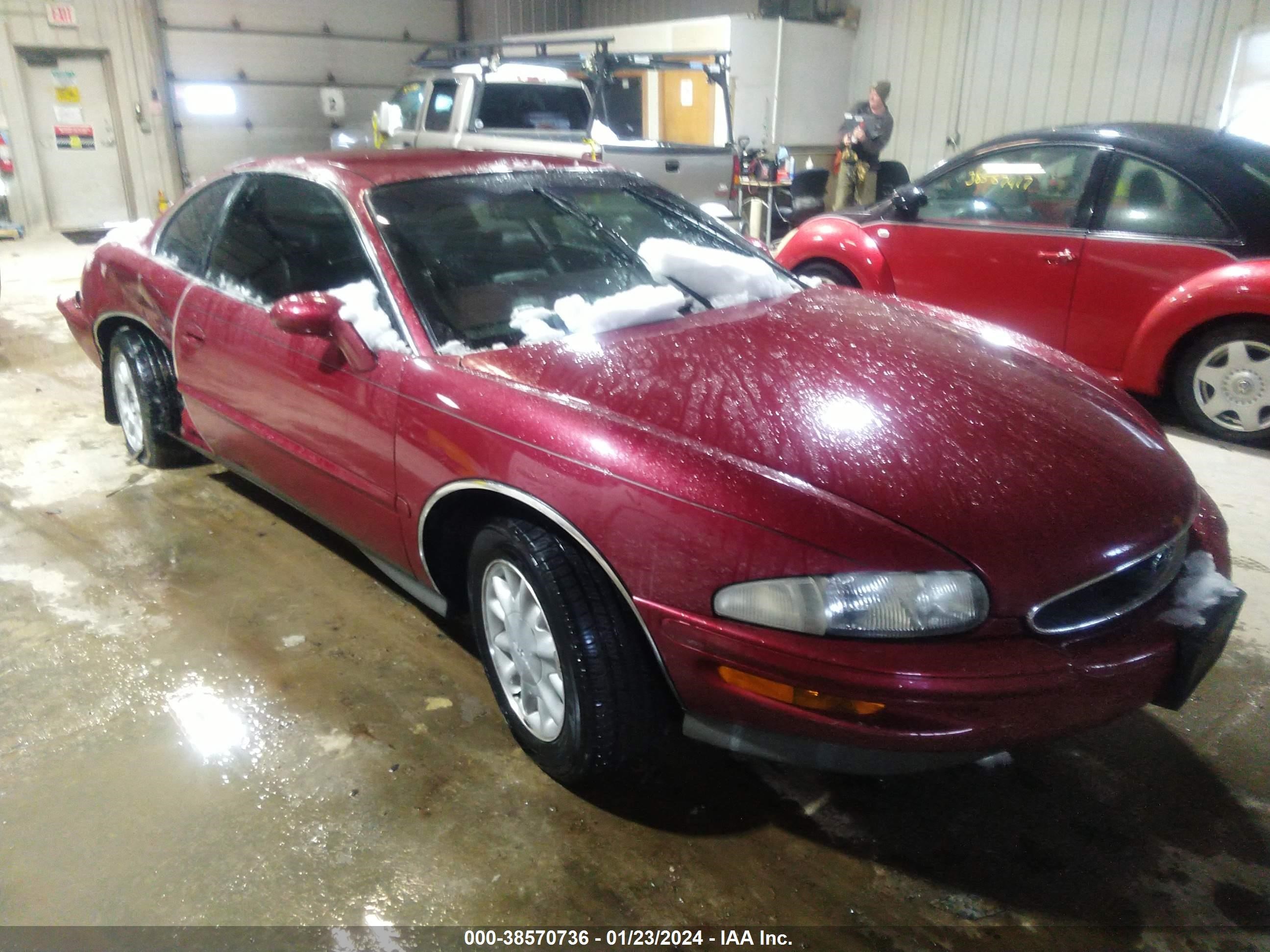 buick riviera 1995 1g4gd2217s4705972